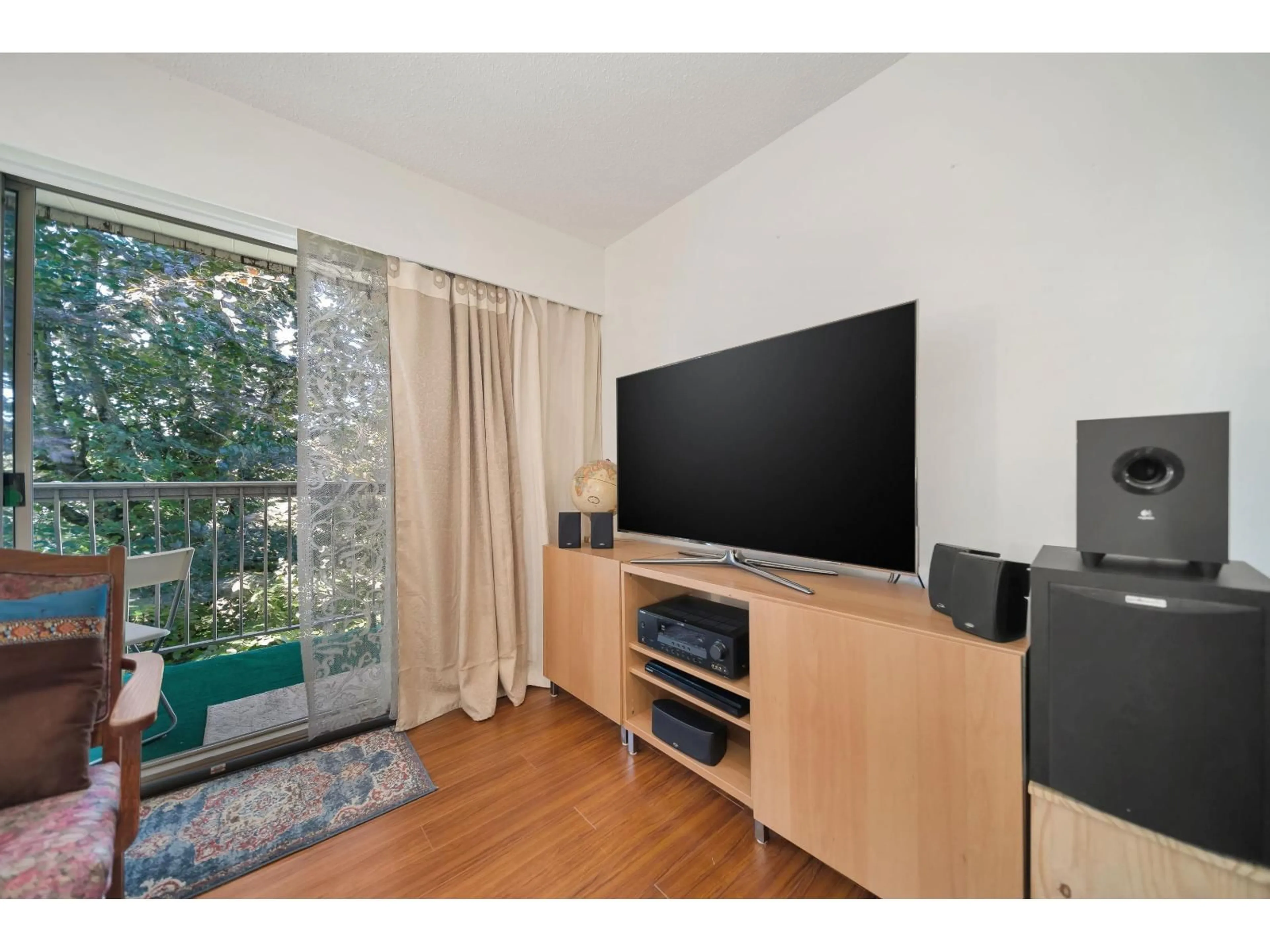 A pic of a room for 324 - 11806 88 AVENUE, Delta British Columbia V4C3C5