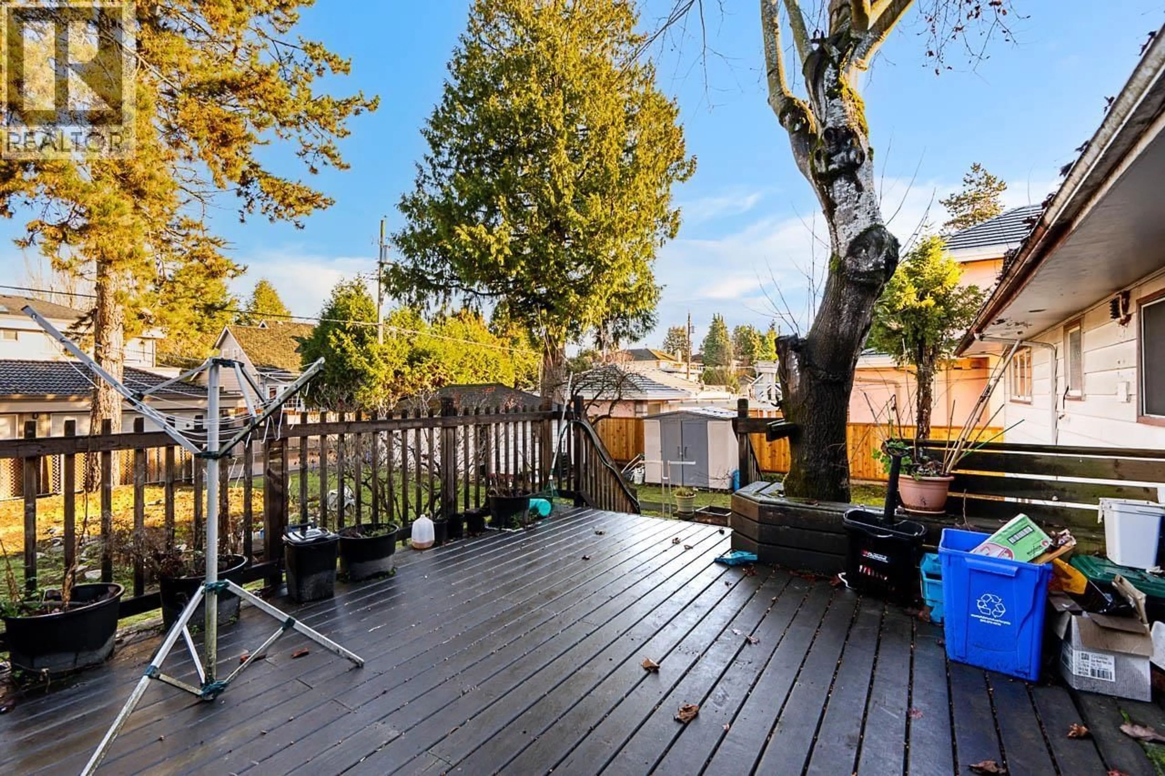 Patio, unknown for 1323 49TH AVENUE, Vancouver British Columbia V6M2R2