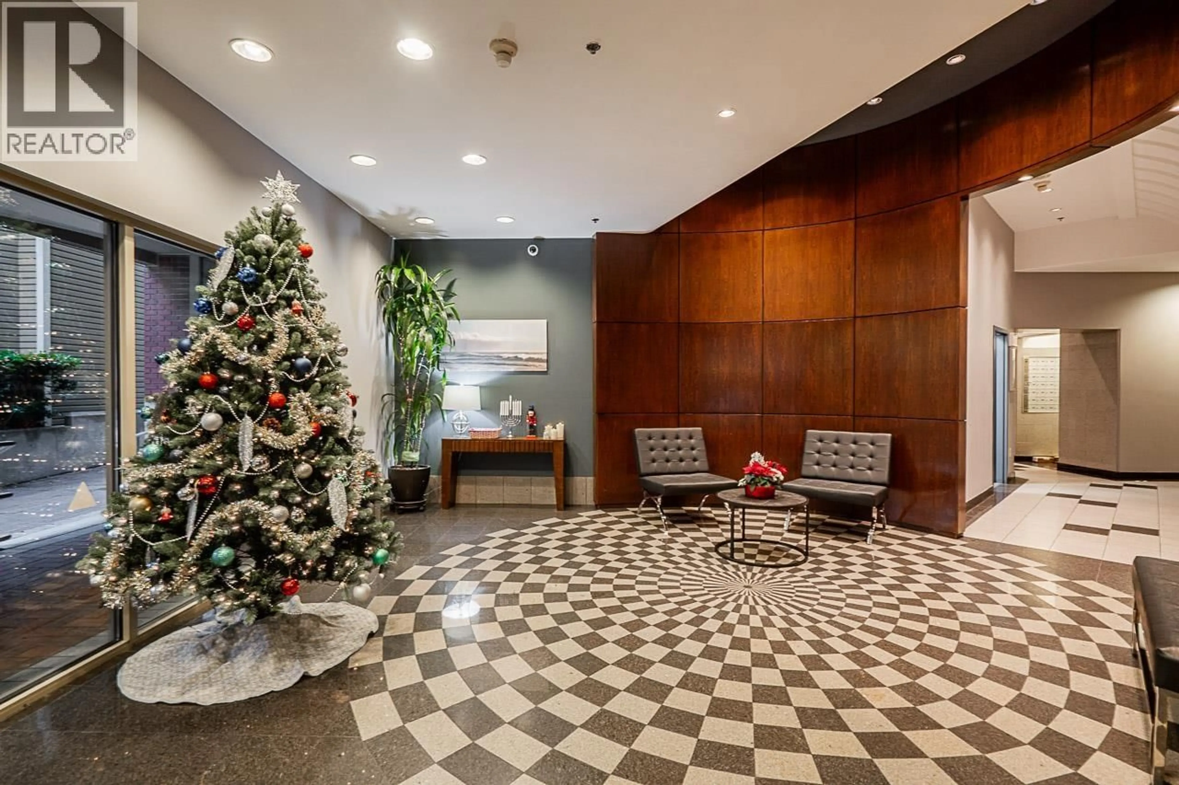 Lobby for 311 - 819 HAMILTON STREET, Vancouver British Columbia V6B6M2