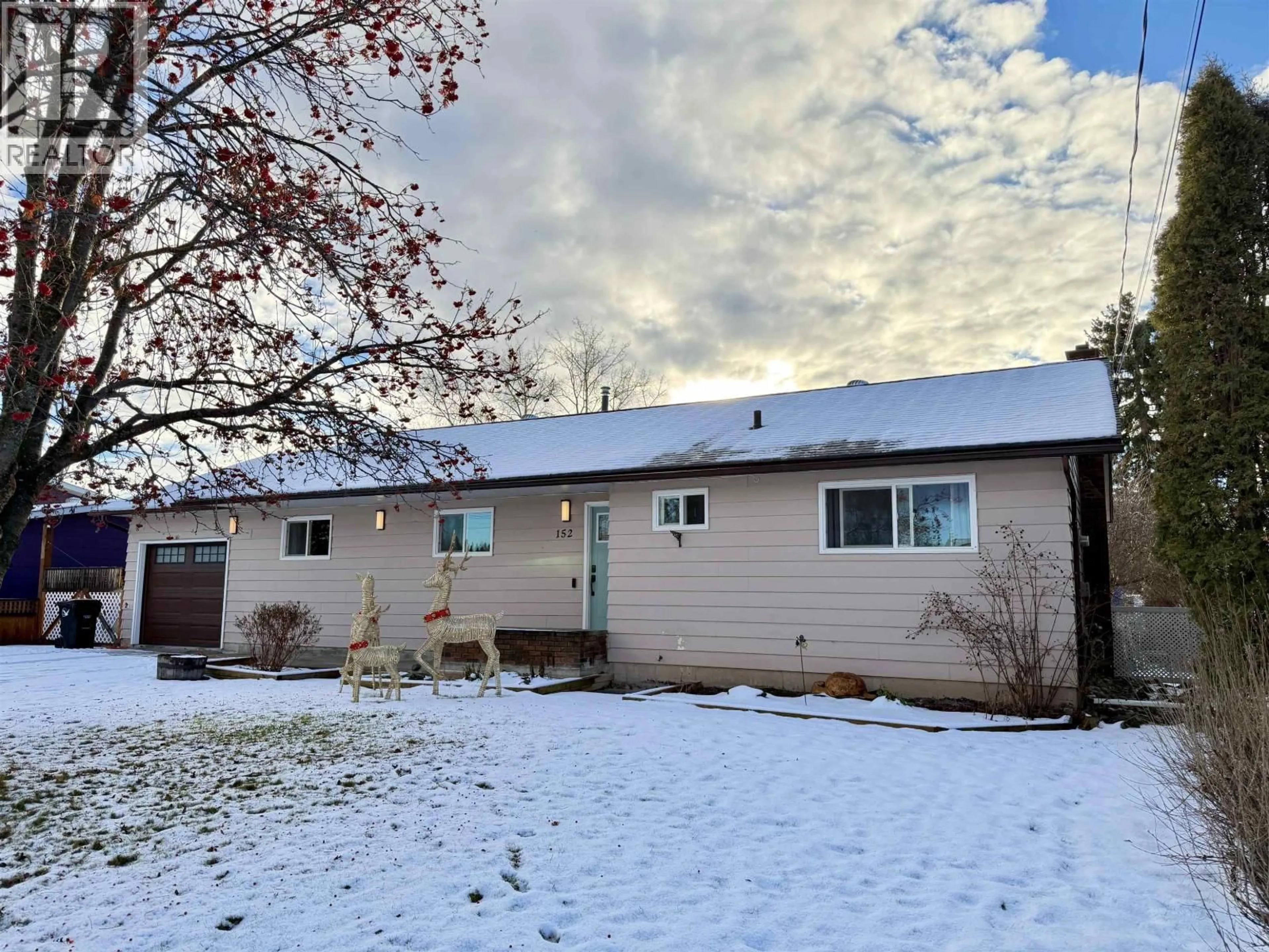 A pic from outside/outdoor area/front of a property/back of a property/a pic from drone, street for 152 VANDERVIEW DRIVE, Vanderhoof British Columbia V0J3A2