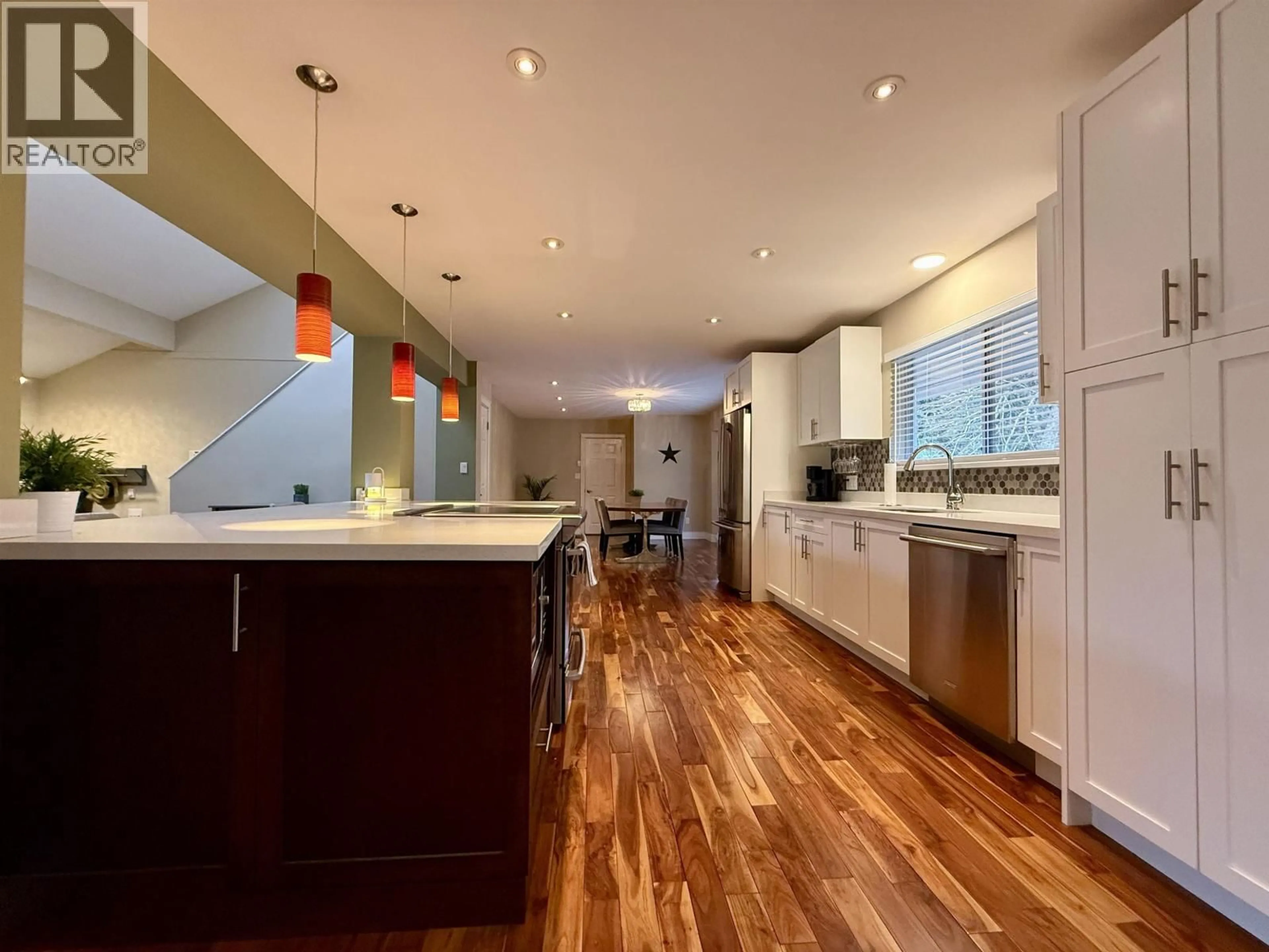 Open concept kitchen, unknown for 1510 MACDONALD PLACE, Squamish British Columbia V0N1H0