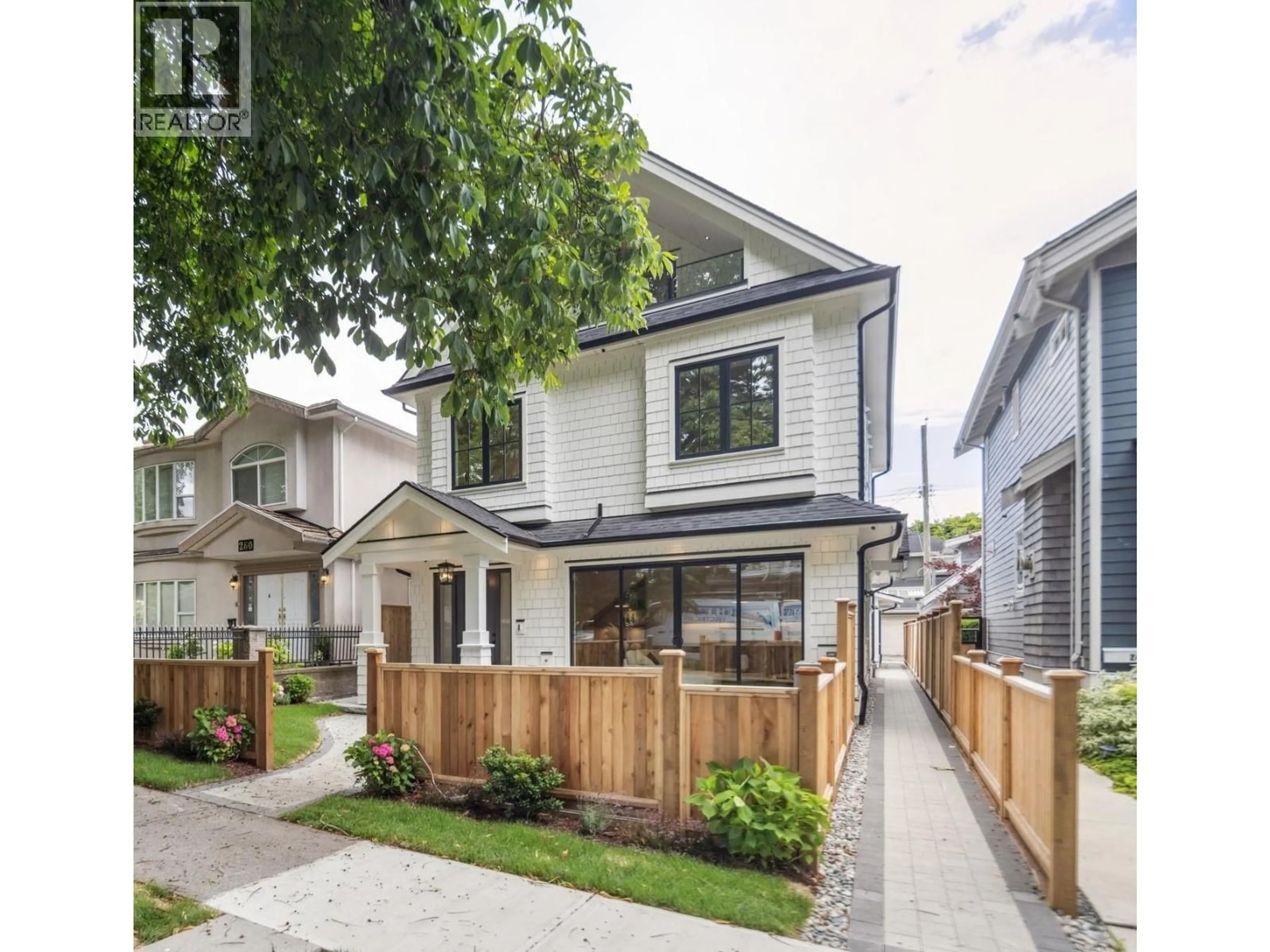 Unknown for 2 - 250 39TH AVENUE, Vancouver British Columbia V5W1K2