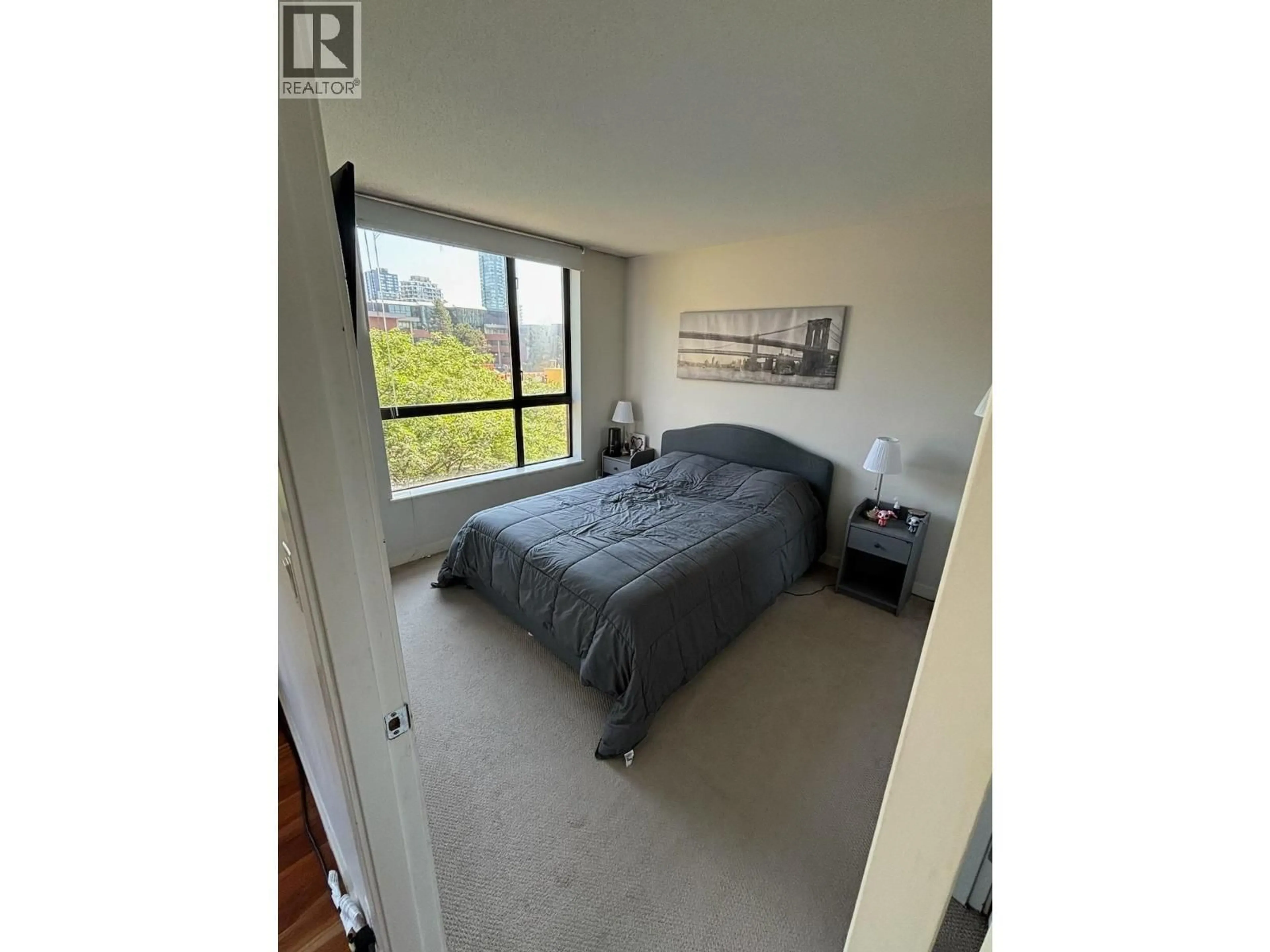 A pic of a room for 307 - 814 ROYAL AVENUE, New Westminster British Columbia V3M1J9
