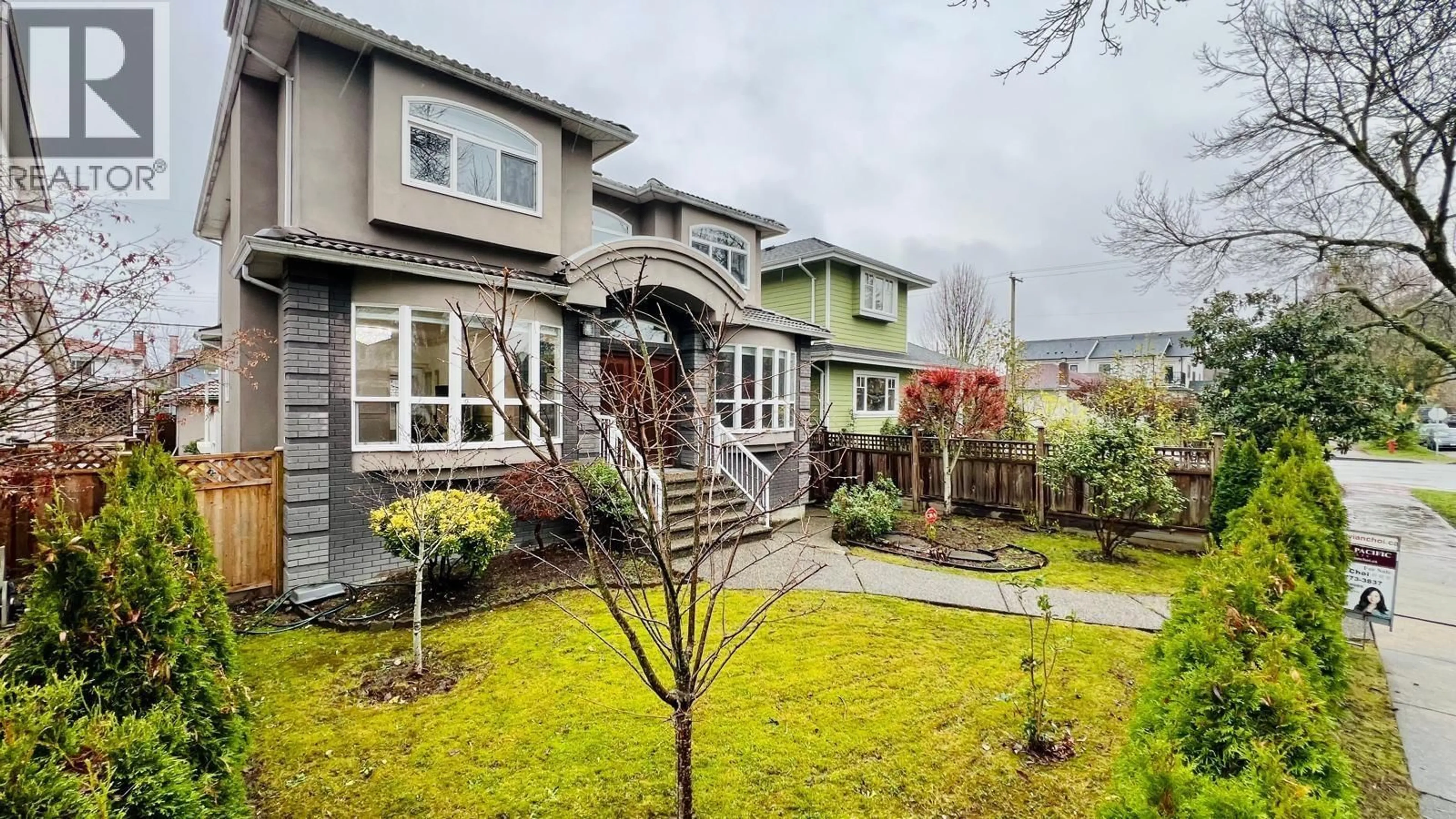 Patio, street for 2813 21ST AVENUE, Vancouver British Columbia V6L1K5