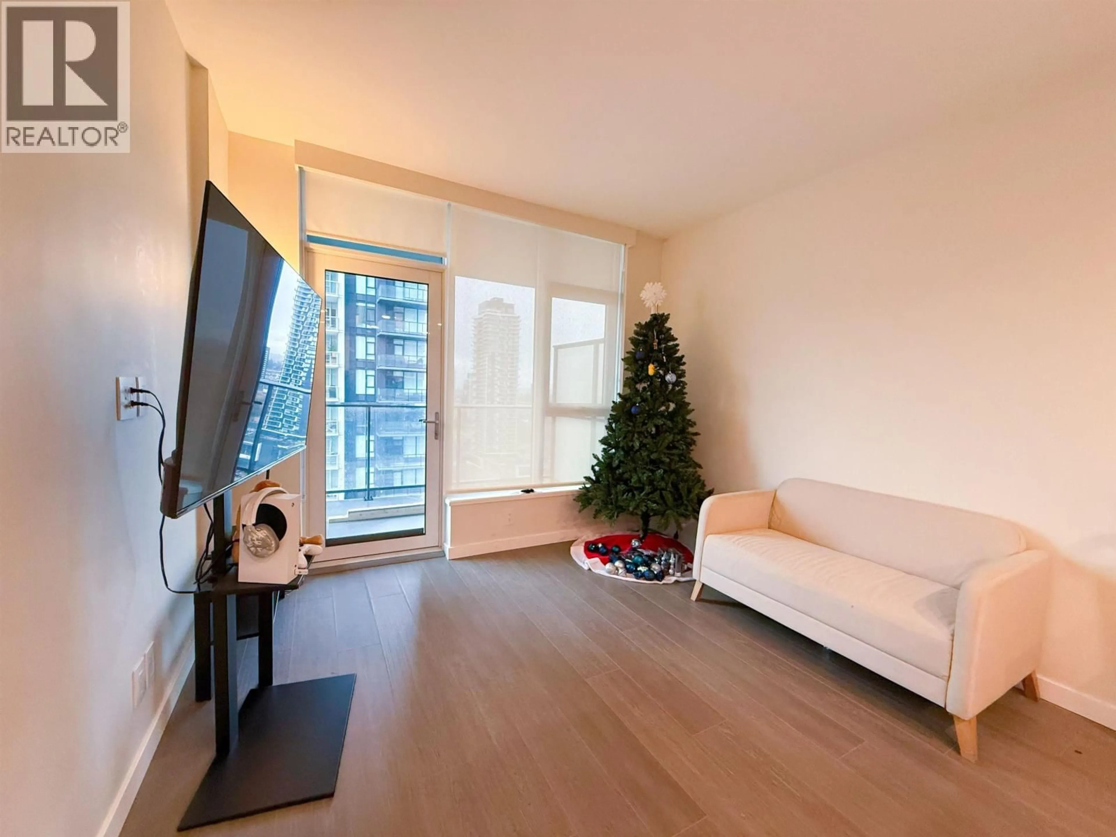 A pic of a room for 2009 - 2108 GILMORE AVENUE, Burnaby British Columbia V5C0N8
