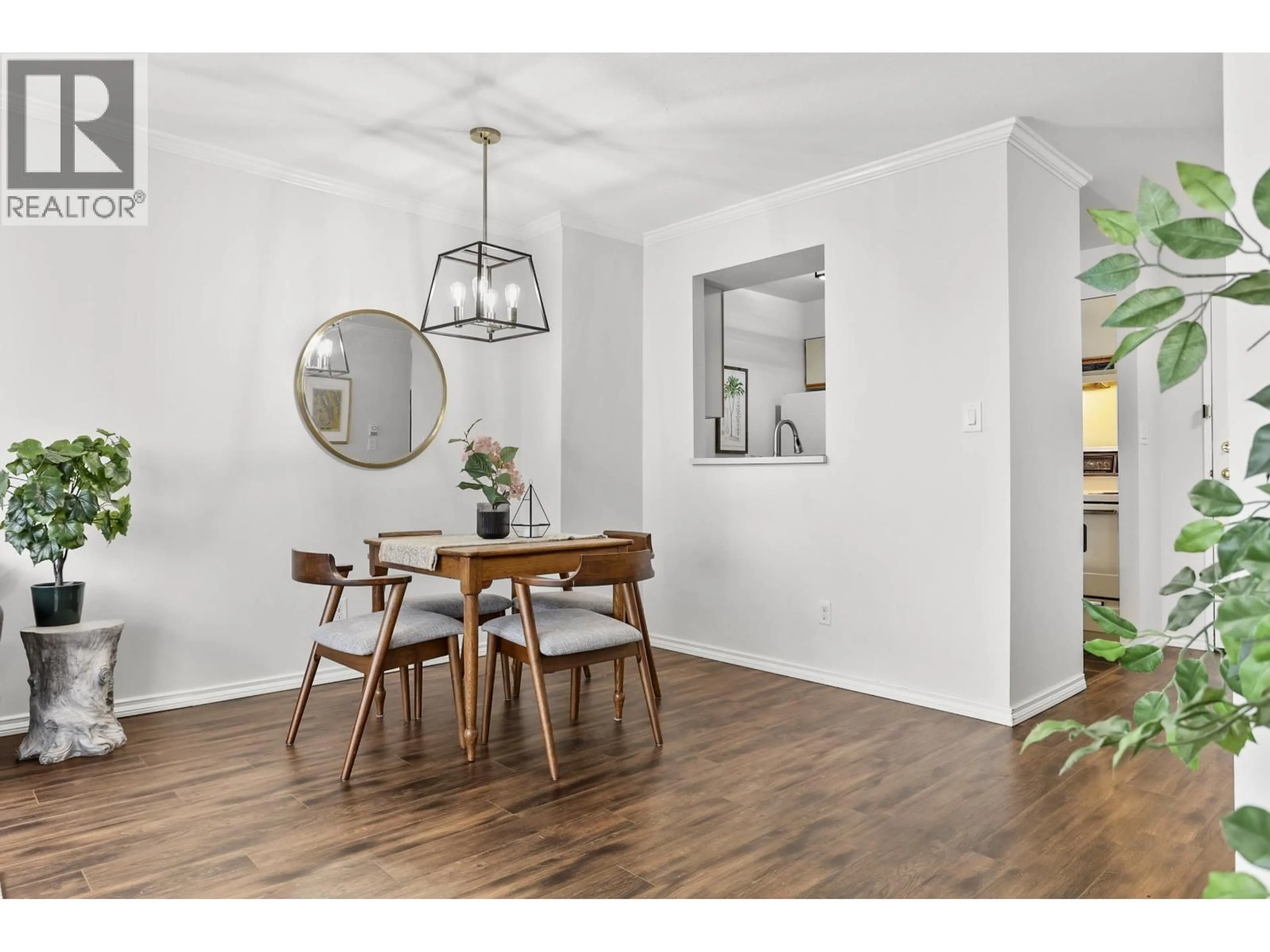 Dining room, wood/laminate floor for 1202 - 11980 222 STREET, Maple Ridge British Columbia V2X0L8