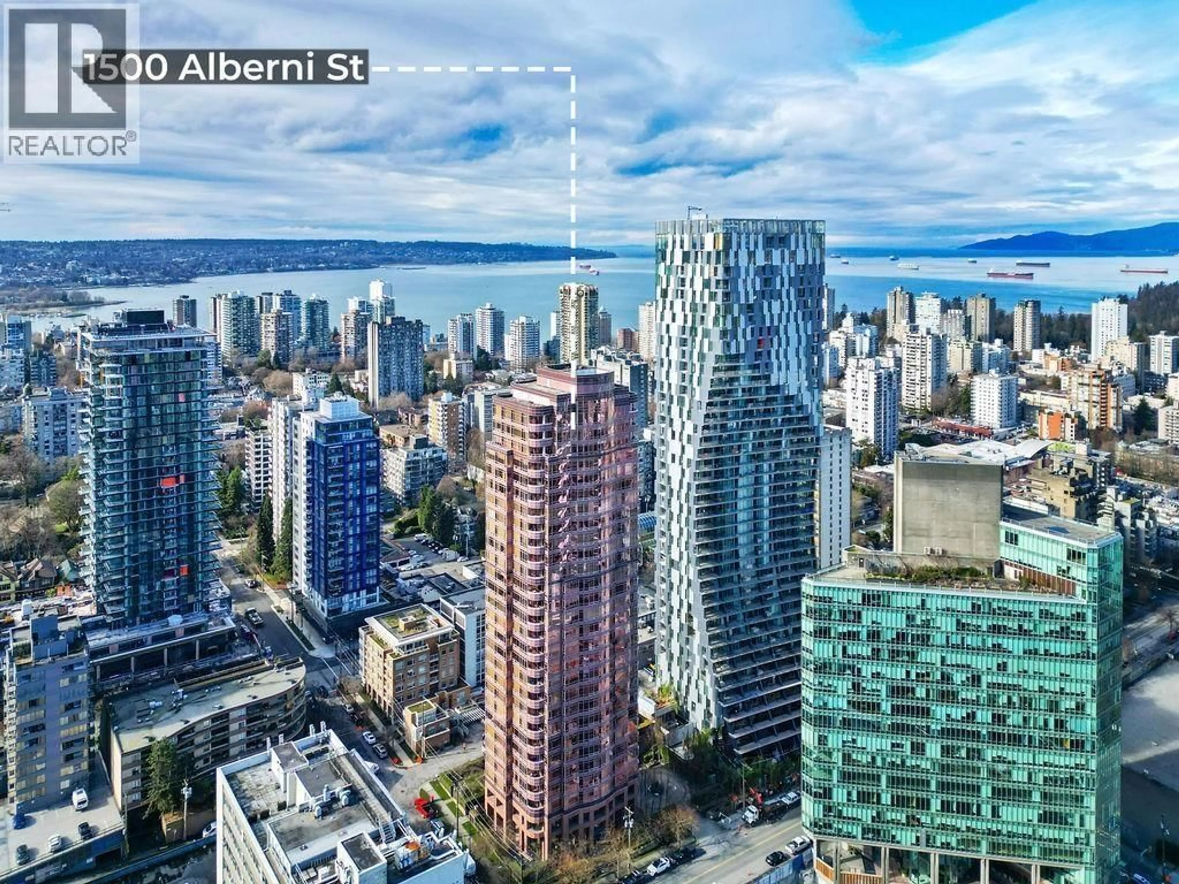 A pic from outside/outdoor area/front of a property/back of a property/a pic from drone, city buildings view from balcony for 18A - 1500 ALBERNI STREET, Vancouver British Columbia V6G3C9