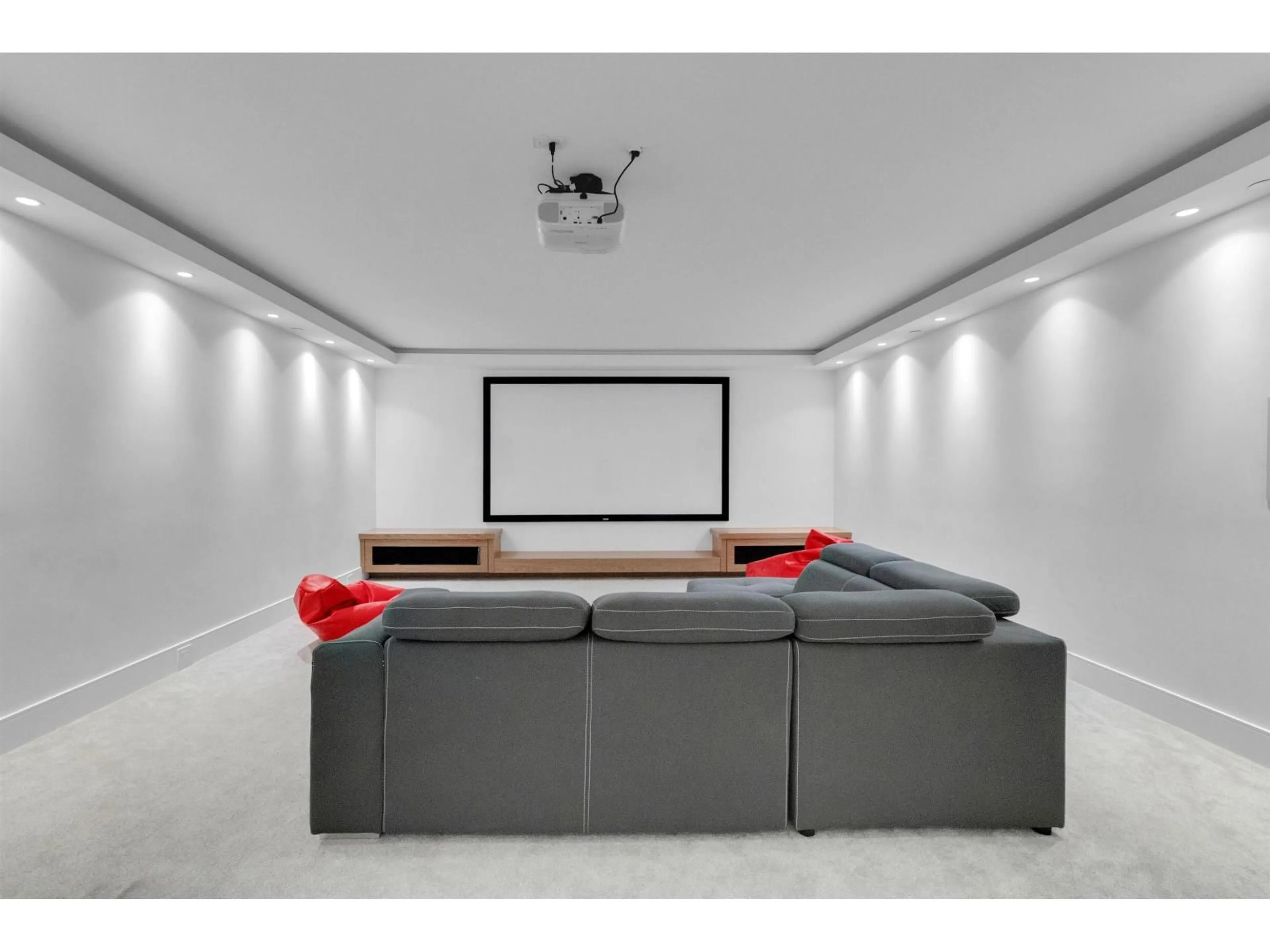 Home theater for 1440 MAPLE STREET, White Rock British Columbia V4B4N2