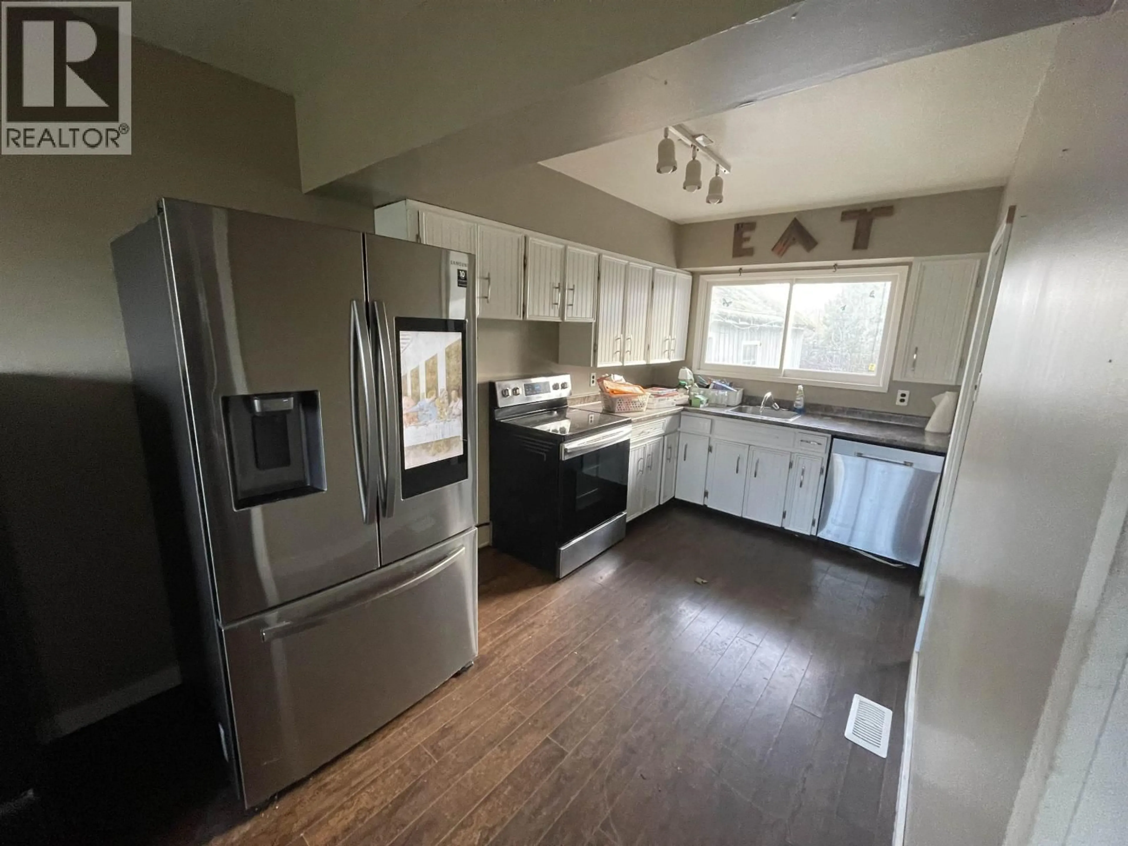 Unknown for 4815 POHLE AVENUE, Terrace British Columbia V8G1J4