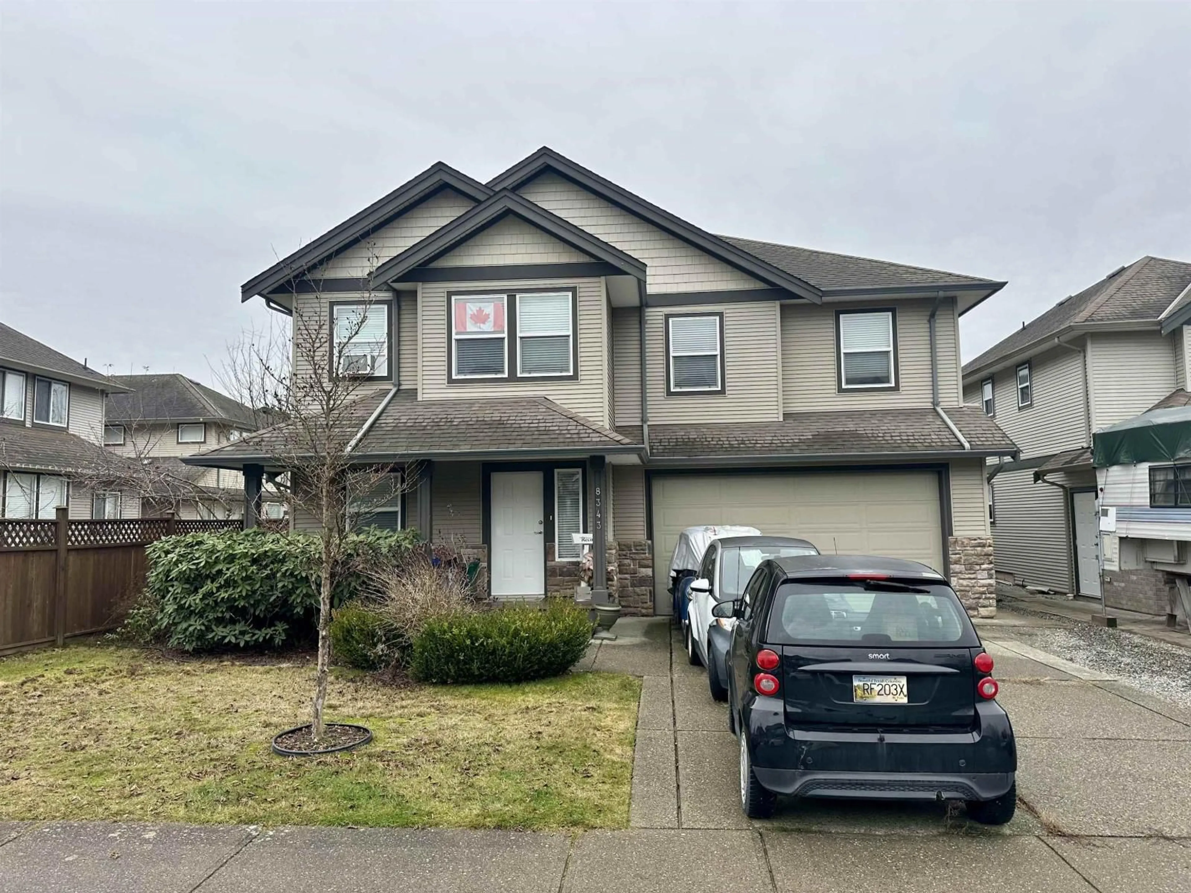 Home with vinyl exterior material, street for 8343 HARRIS STREET, Mission British Columbia V2V7P5