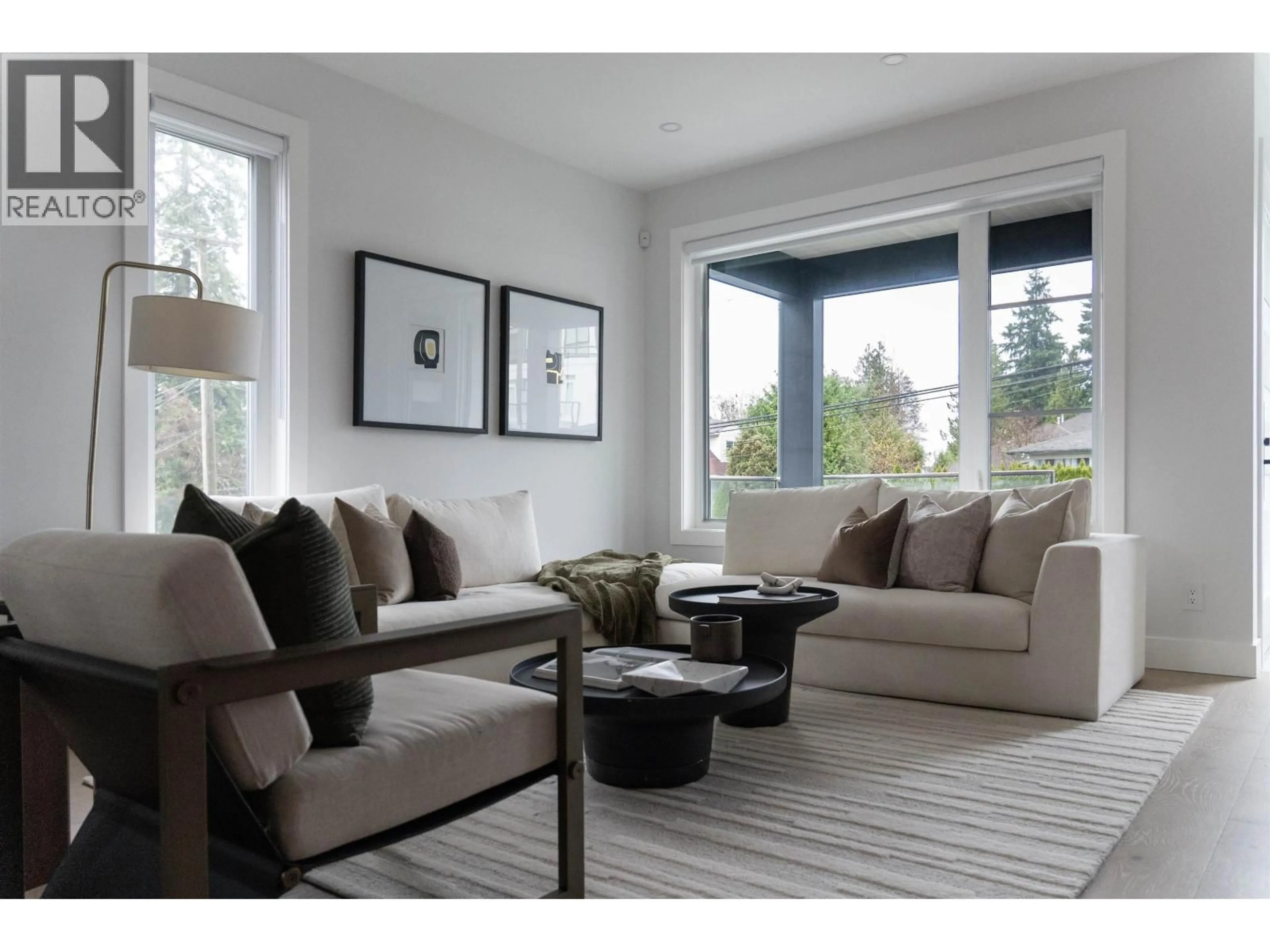 Living room with furniture, unknown for 102 - 706 SMITH AVENUE, Coquitlam British Columbia V3J2W7