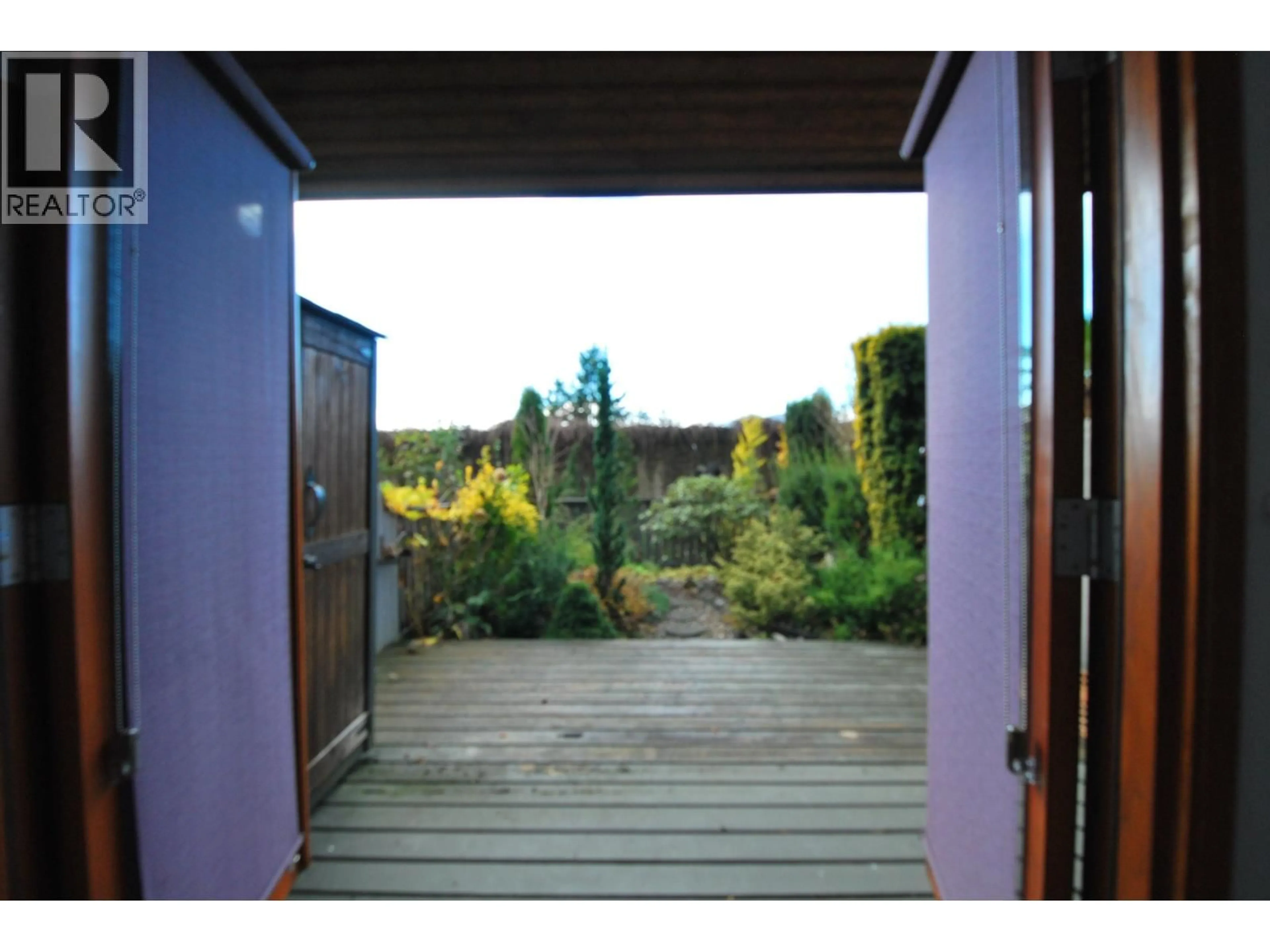 Patio, unknown for 410 CROSSCREEK ROAD, Lions Bay British Columbia V0N2E0