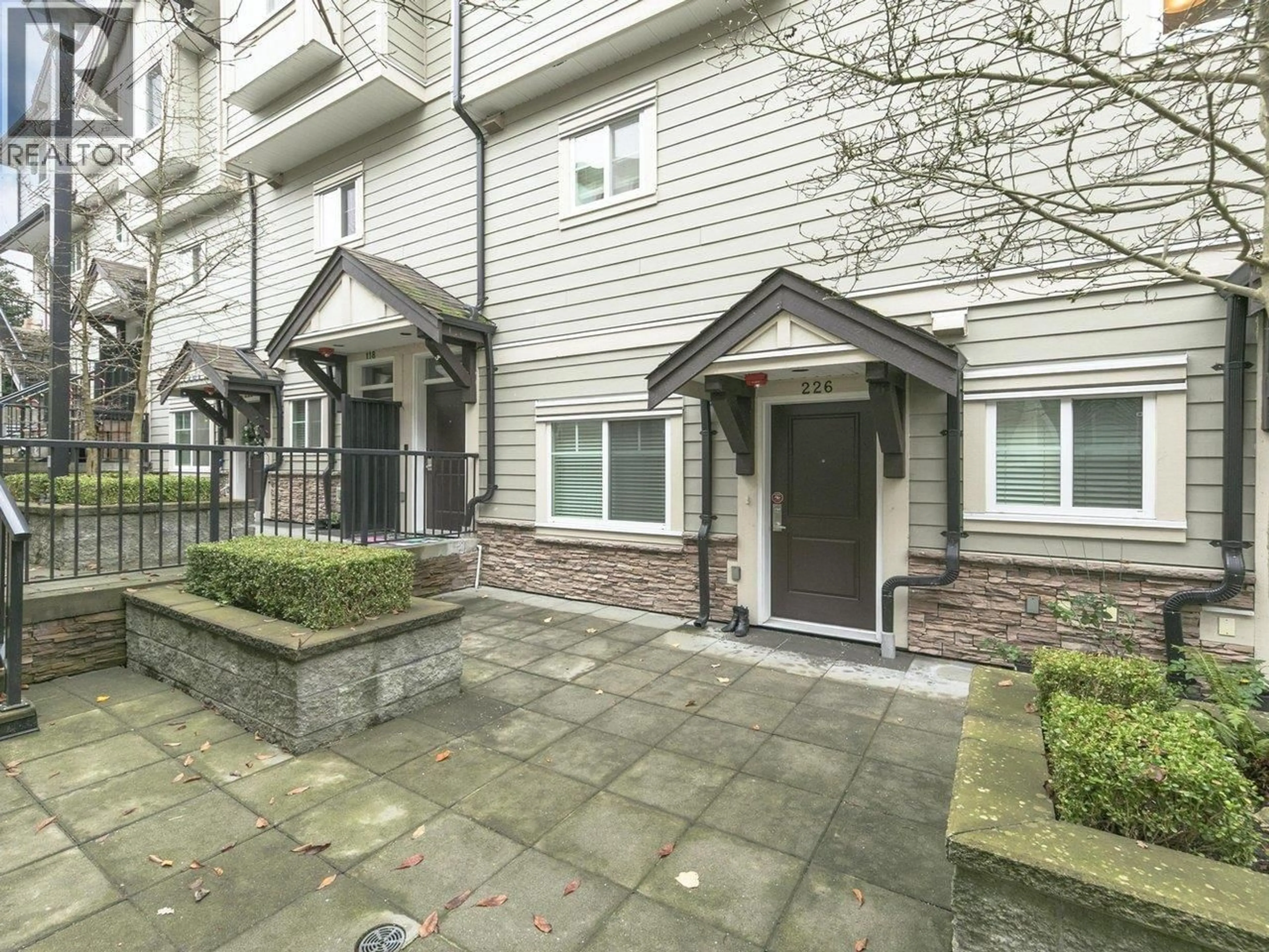 A pic from outside/outdoor area/front of a property/back of a property/a pic from drone, street for 226 - 3888 NORFOLK STREET, Burnaby British Columbia V5G1E5