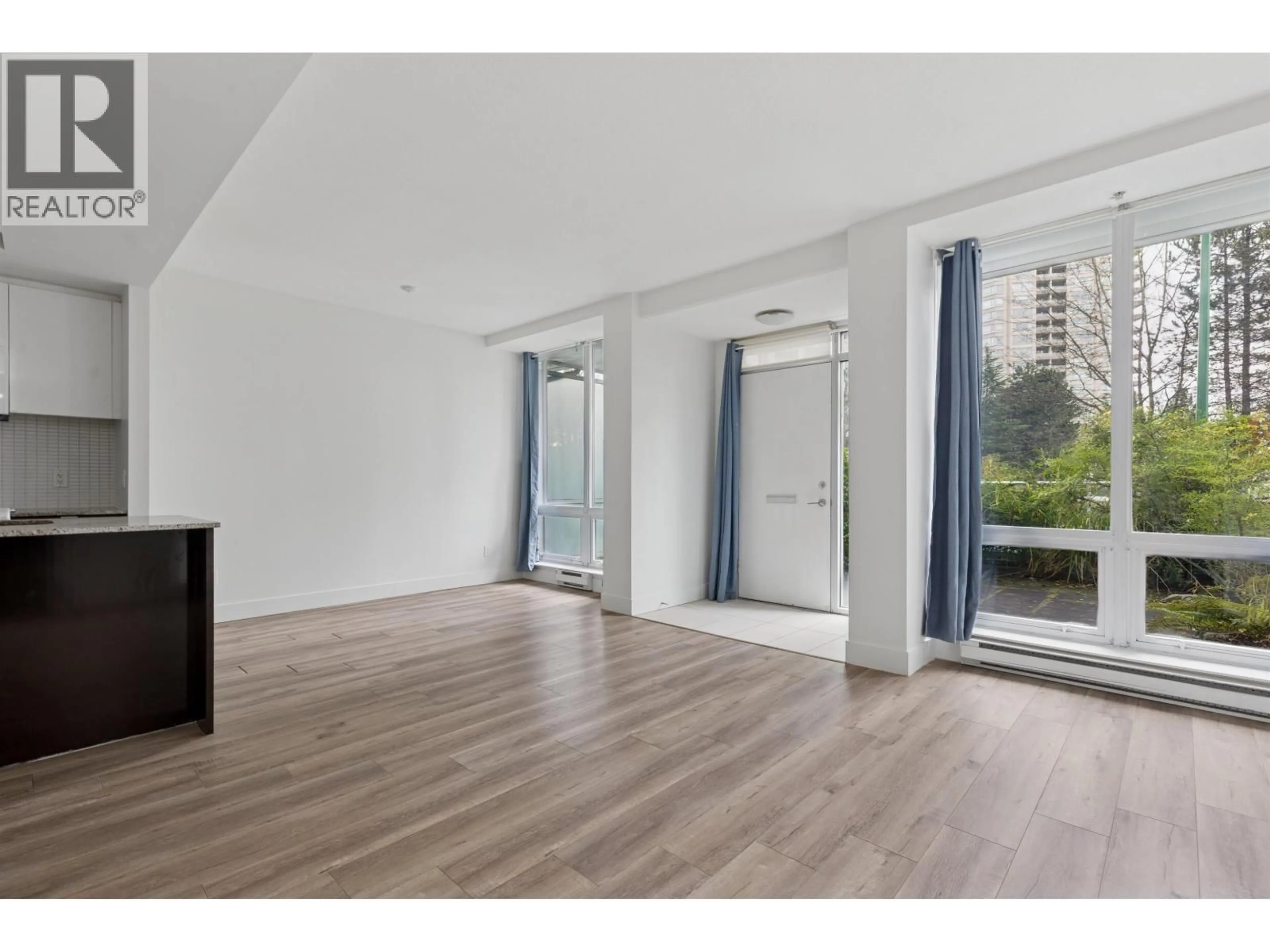 A pic of a room for 4848 HAZEL STREET, Burnaby British Columbia V5H4T3