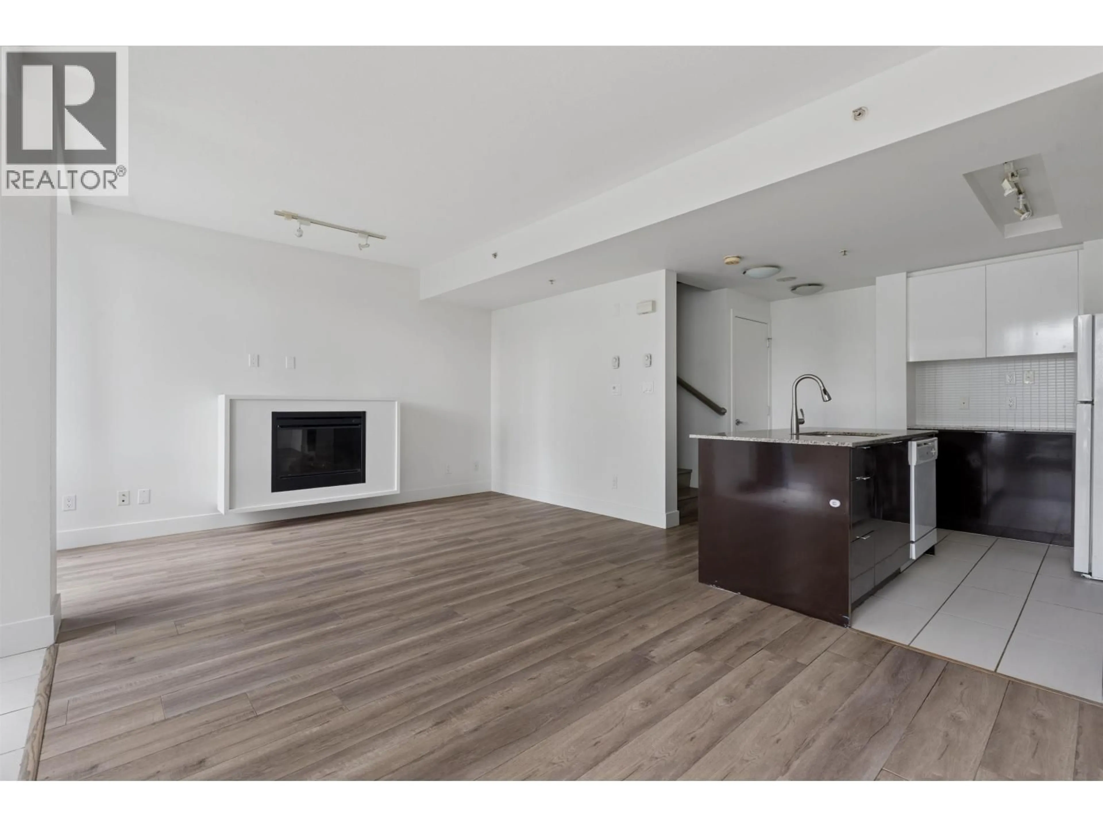 Unknown for 4848 HAZEL STREET, Burnaby British Columbia V5H4T3