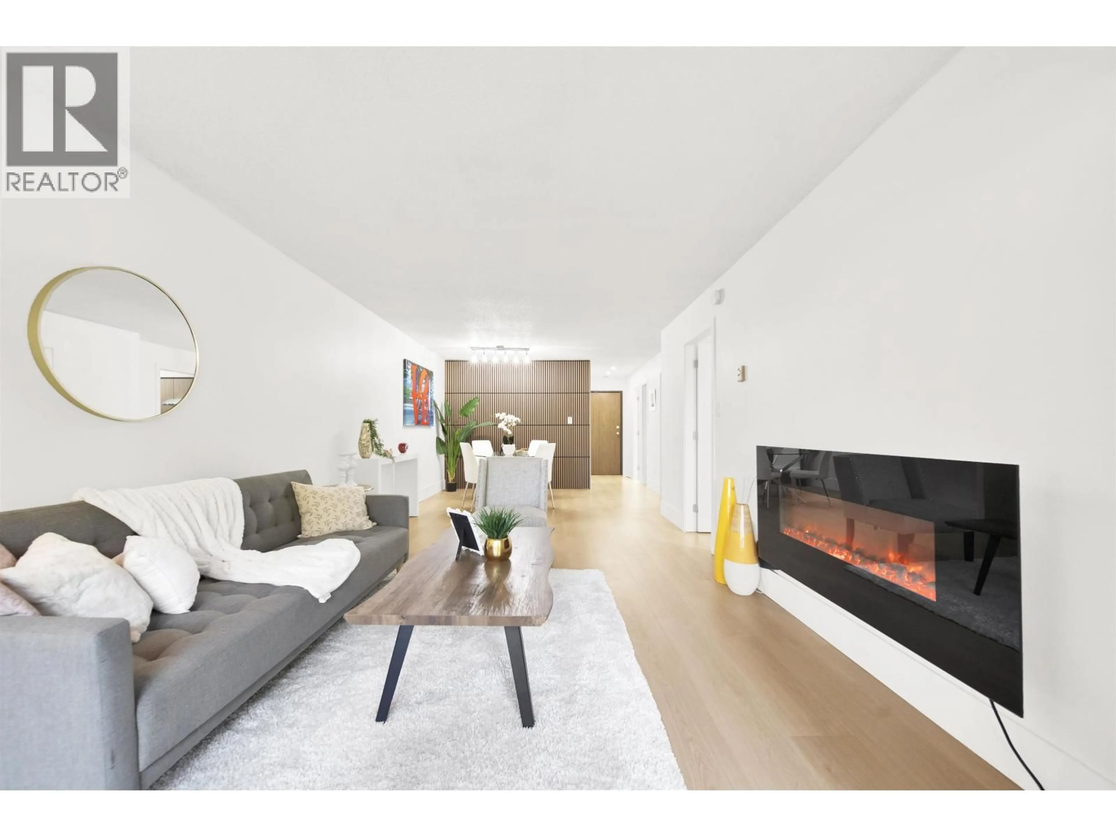 Living room with furniture, wood/laminate floor for 207 - 37 AGNES STREET, New Westminster British Columbia V3L5G9