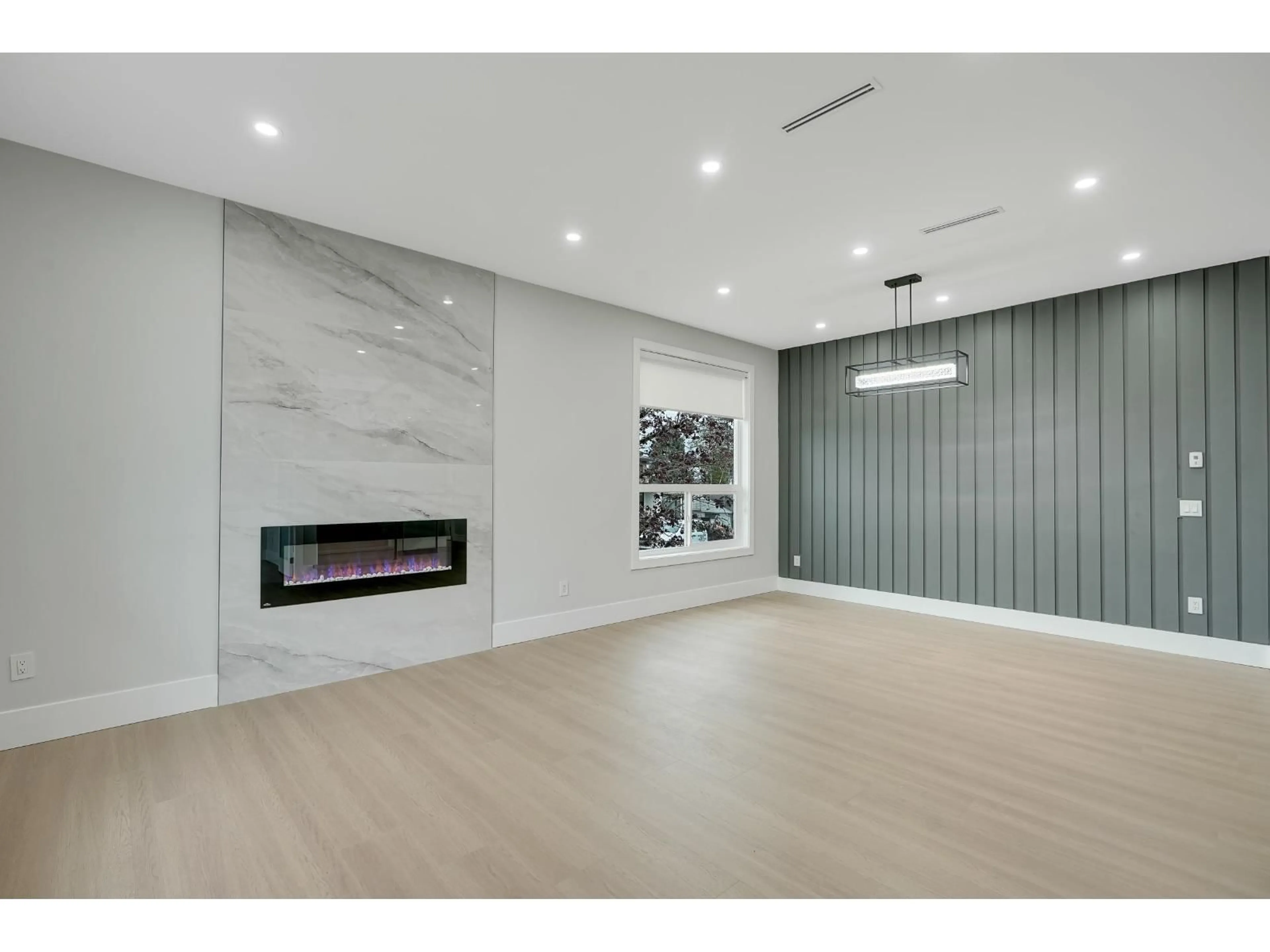 Unknown for 17246 59 AVENUE, Surrey British Columbia V3S8T7