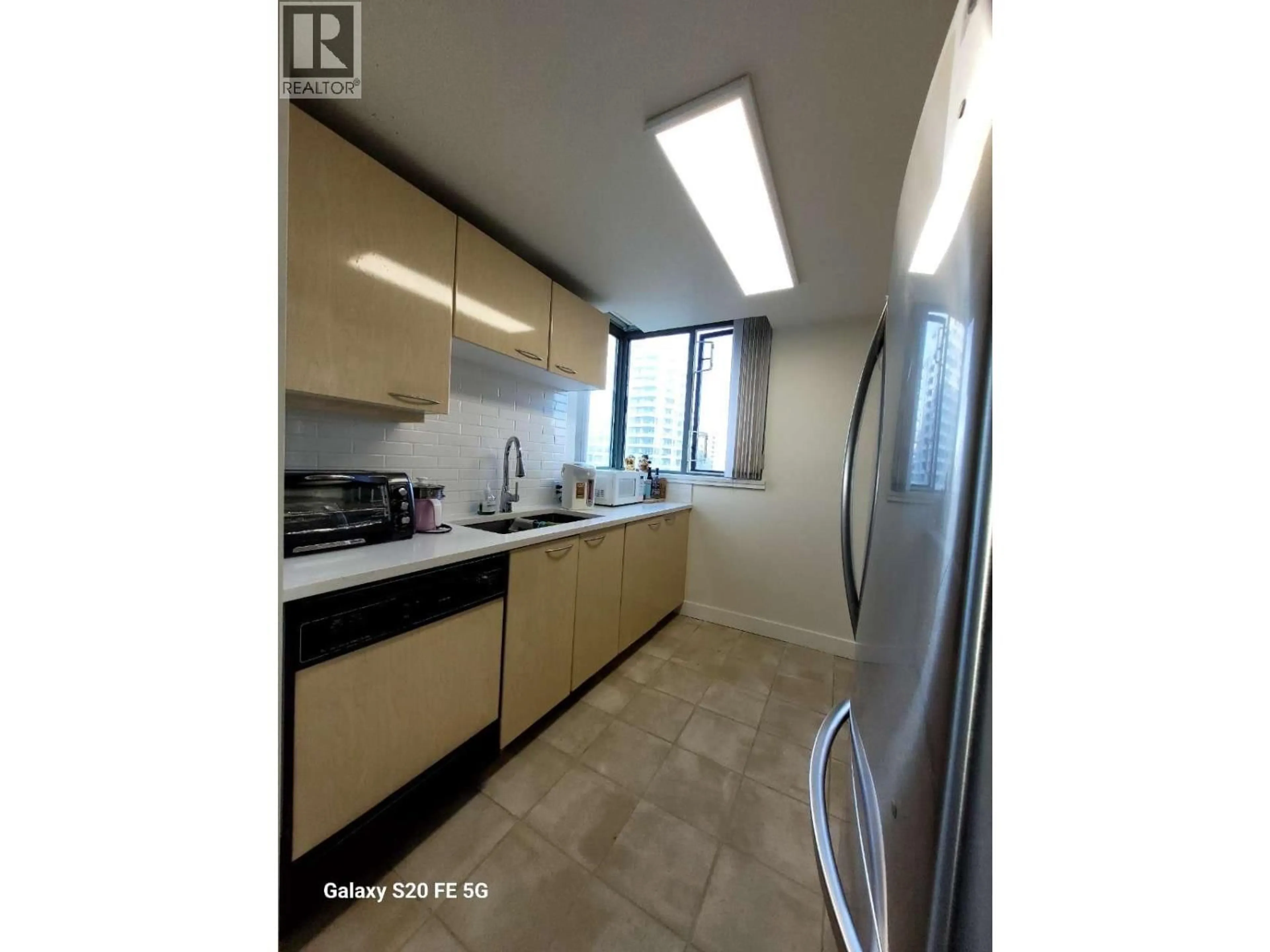 Standard kitchen, unknown for 1103 - 4888 HAZEL STREET, Burnaby British Columbia V5H4T4