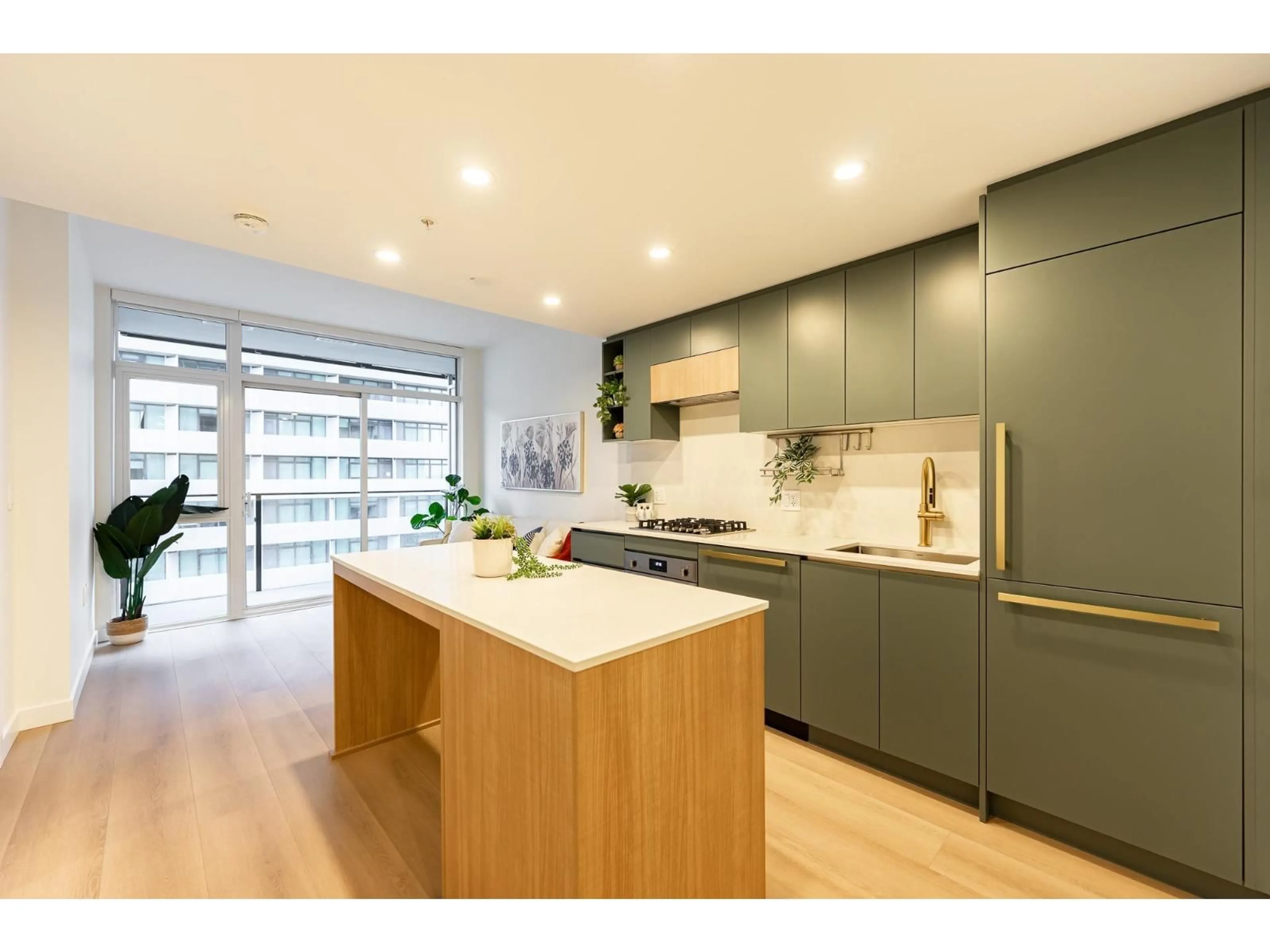 Open concept kitchen, unknown for 1110 - 13573 98A AVENUE, Surrey British Columbia V3T0X1