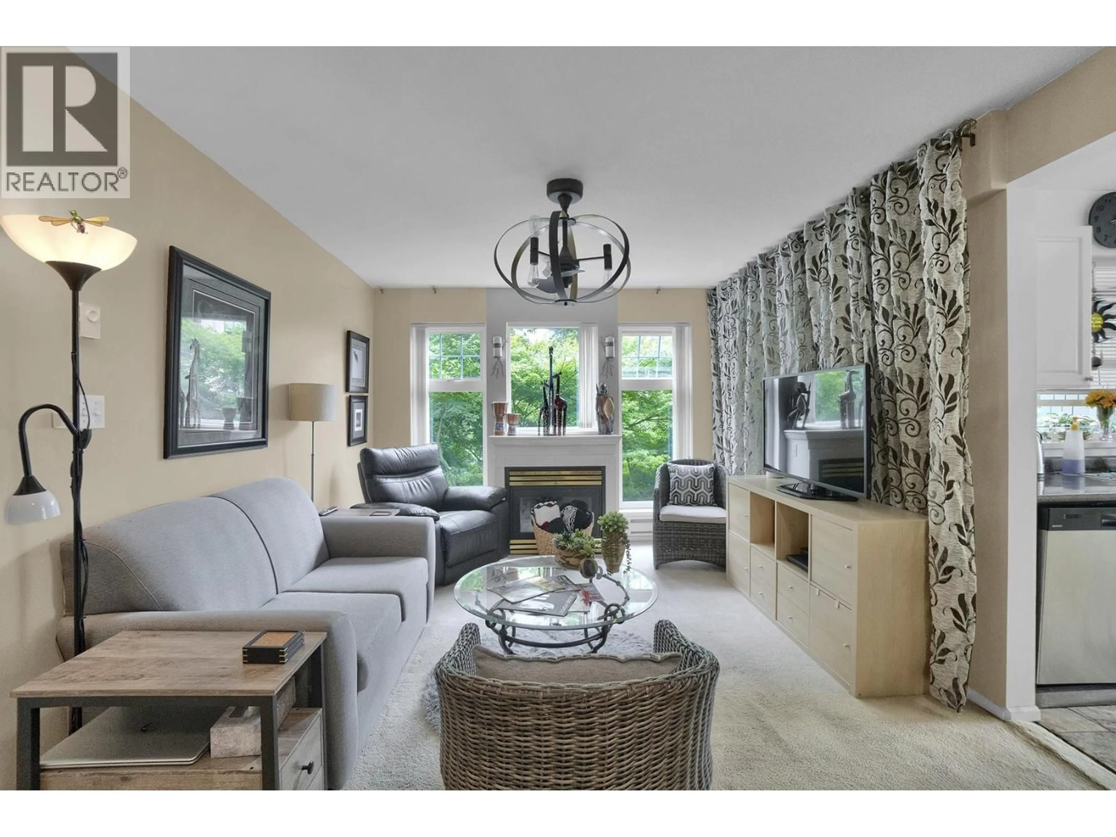 Living room with furniture, unknown for 313 - 3085 PRIMROSE LANE, Coquitlam British Columbia V3B7S3