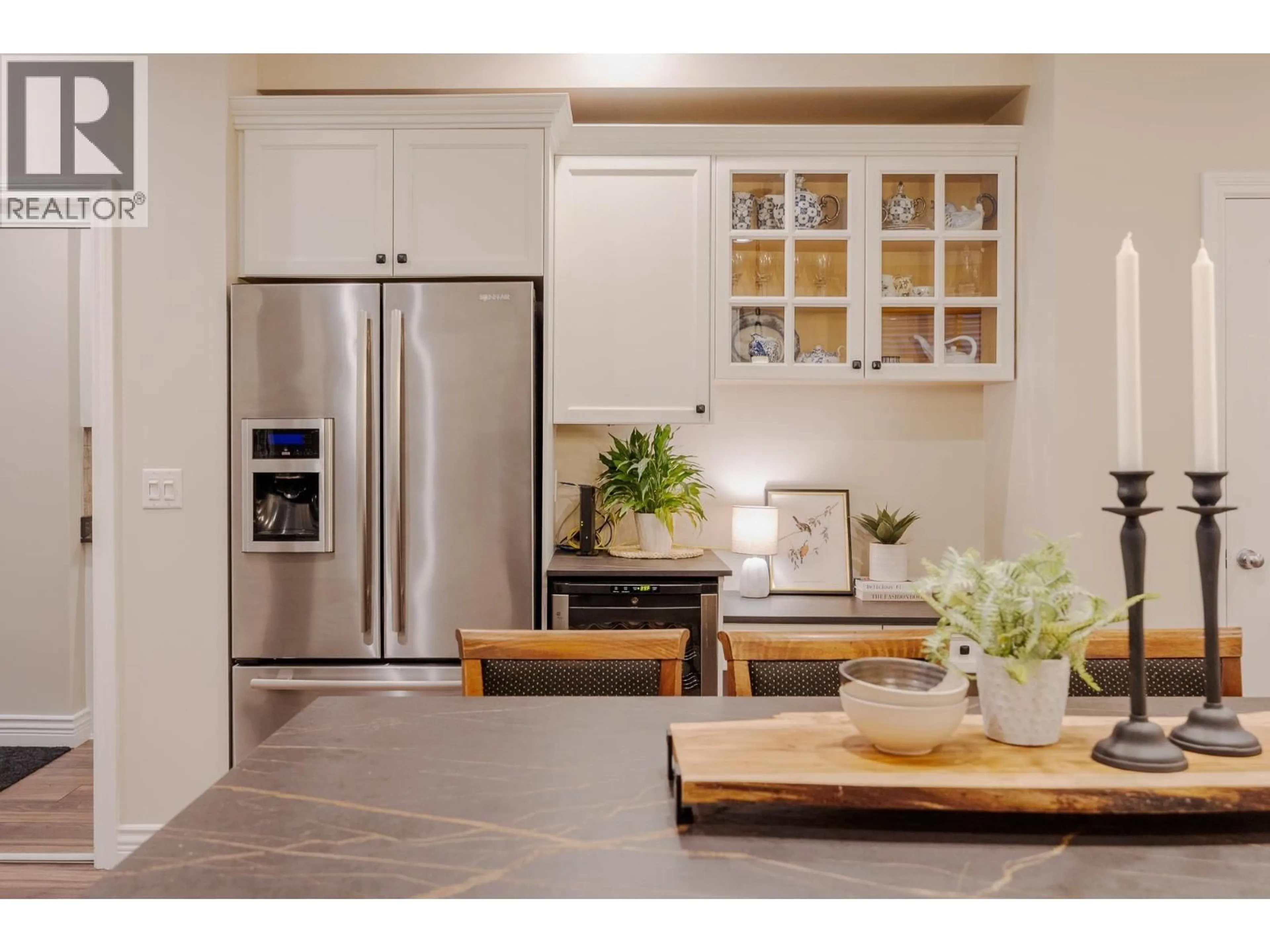 Open concept kitchen, unknown for 13250 237A STREET, Maple Ridge British Columbia V4R2X2