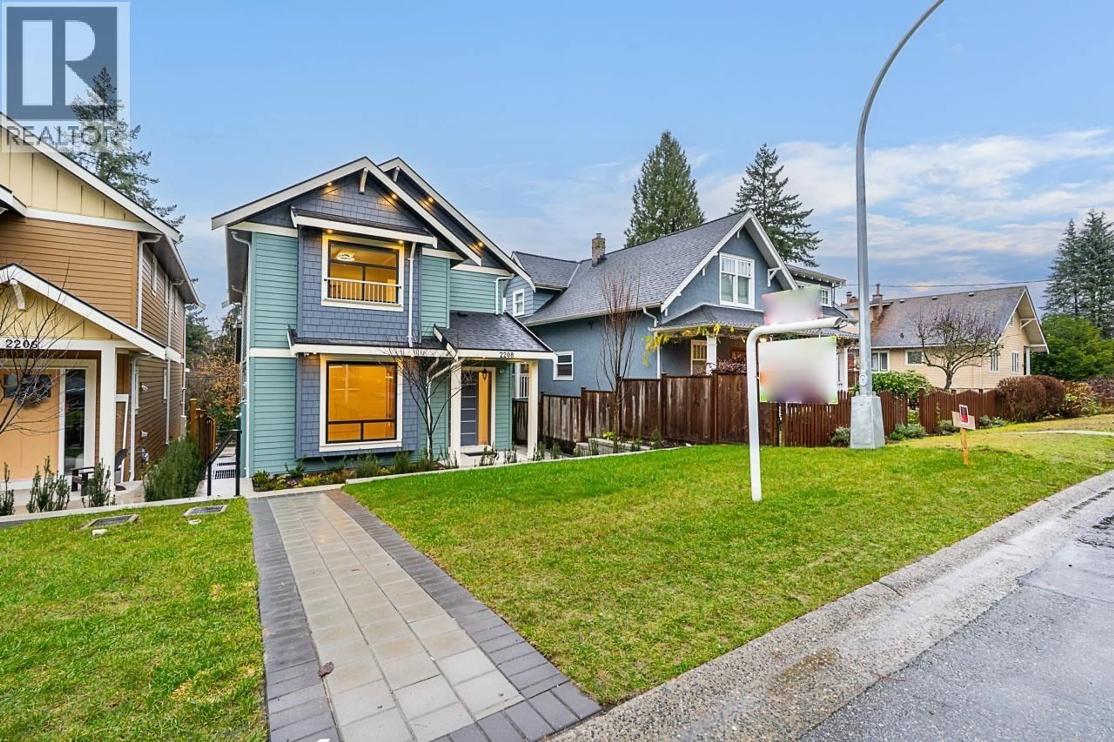 Home with vinyl exterior material, street for 2208 ST GEORGE STREET, Port Moody British Columbia V3H2G2