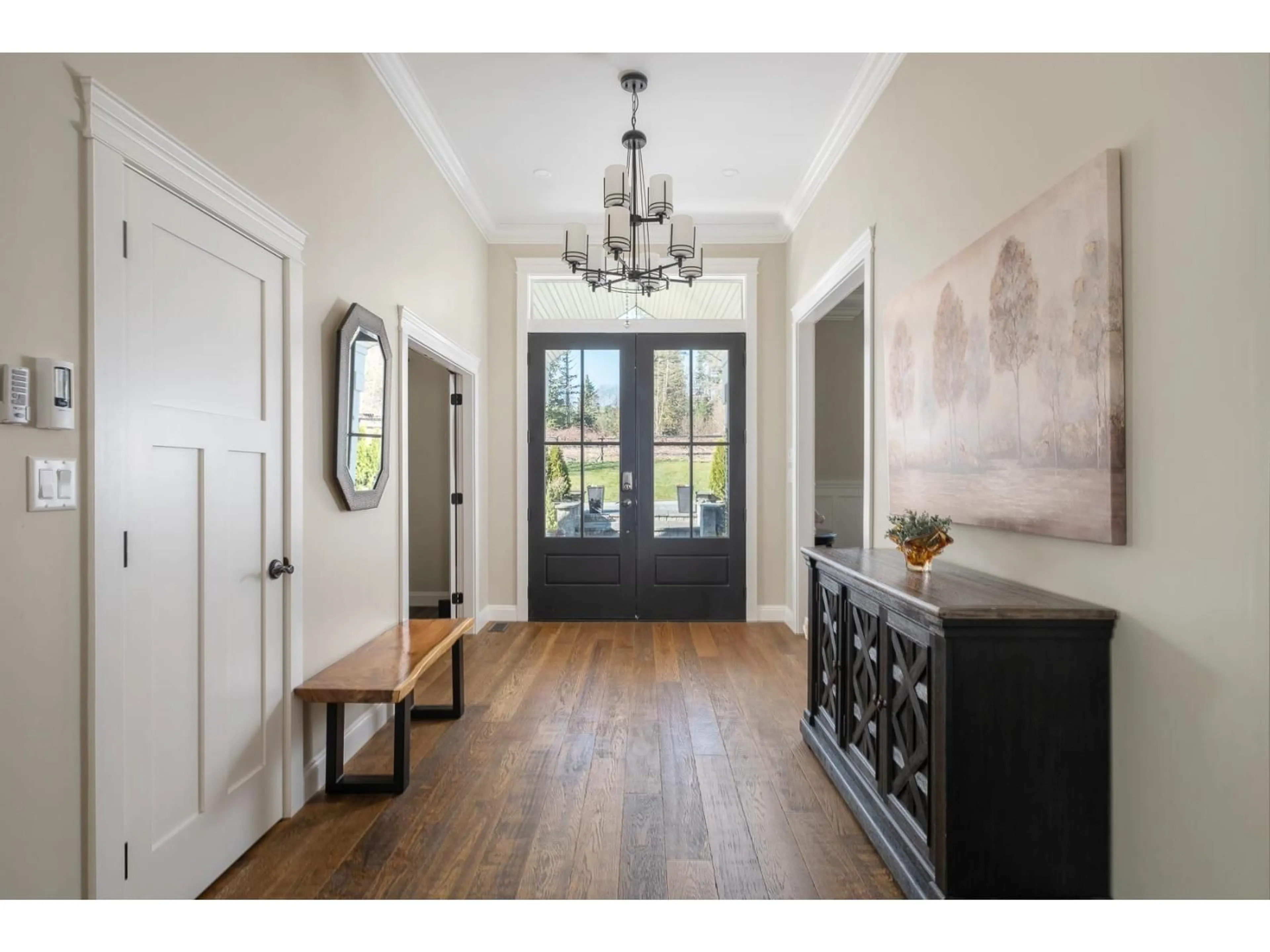 Indoor entryway for 11580 GLACIER DRIVE, Mission British Columbia V4S1C9