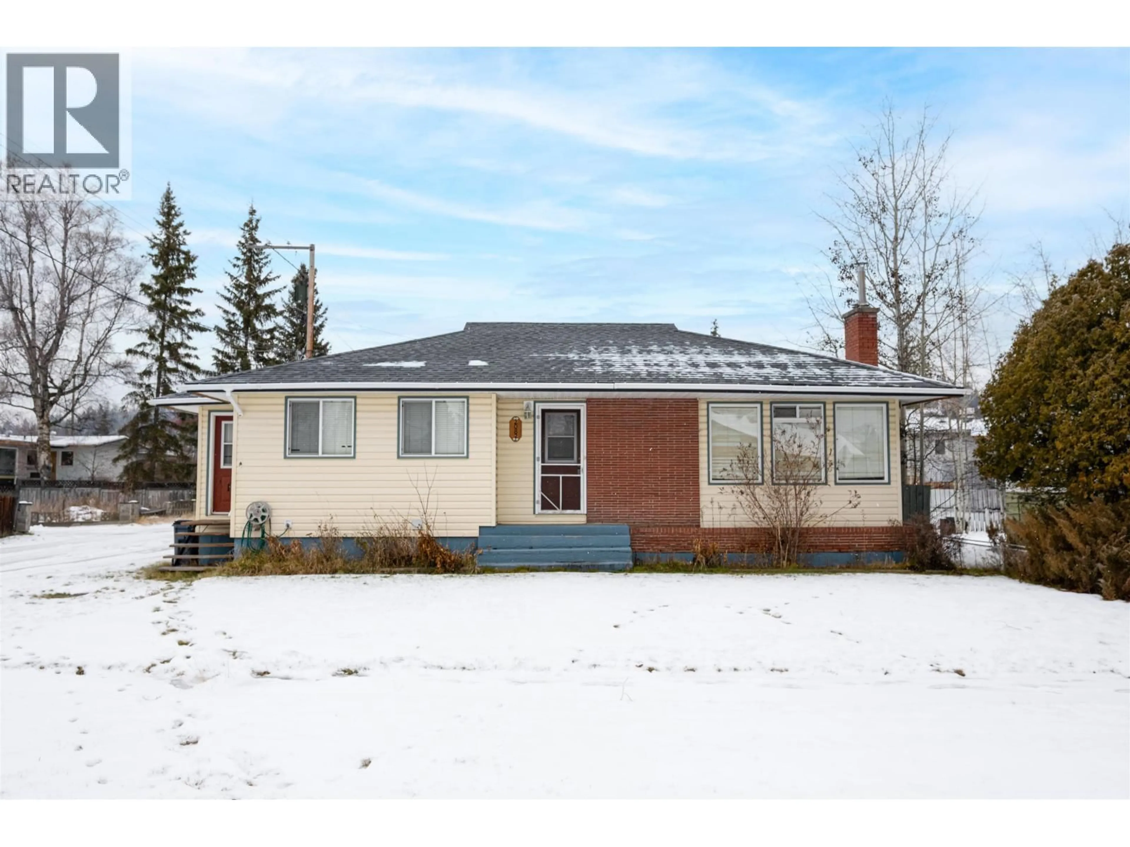 Unknown for 2082 4TH AVENUE, Prince George British Columbia V2M1H9