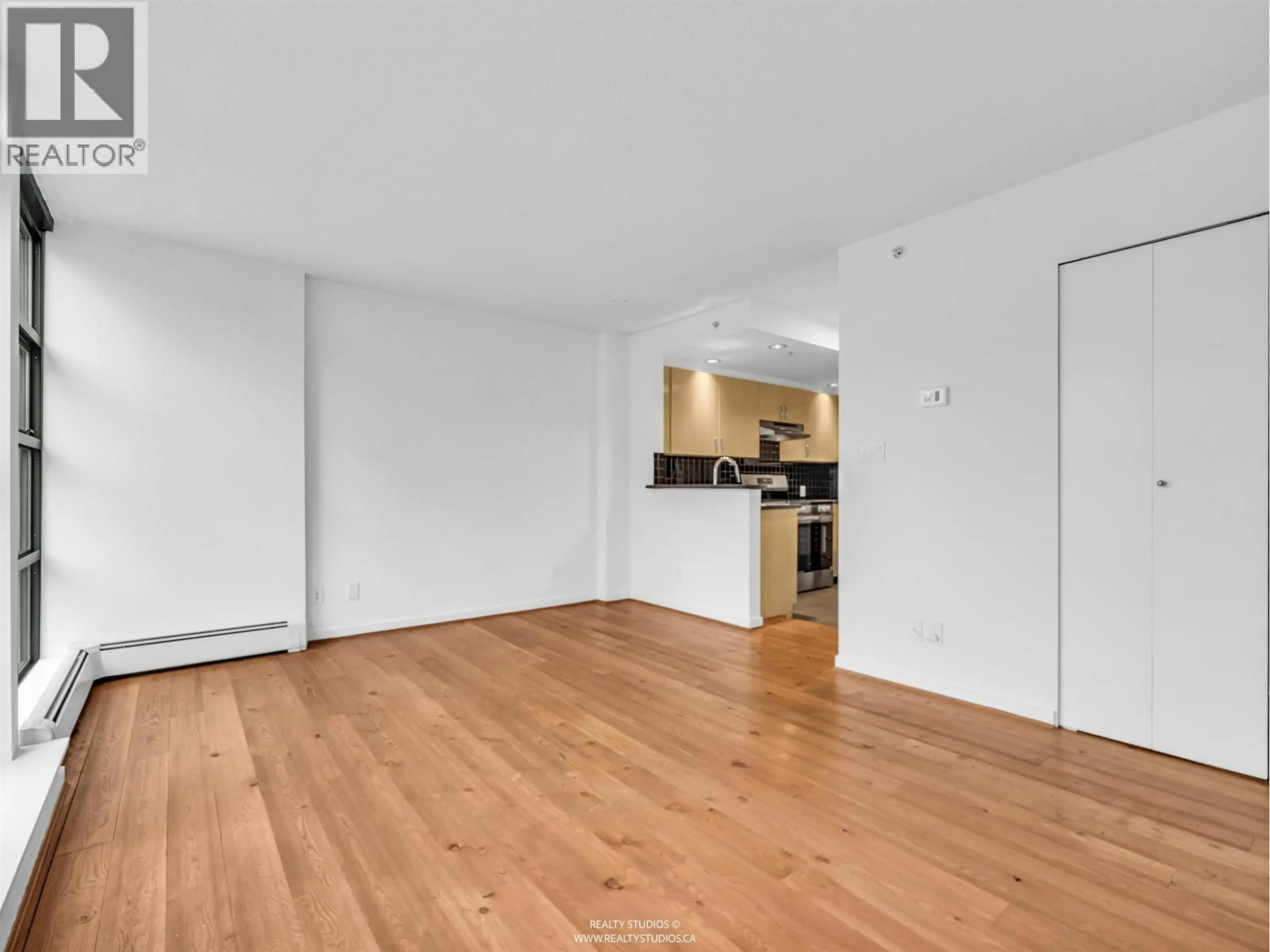 A pic of a room for 303 - 1688 ROBSON STREET, Vancouver British Columbia V6G1C7