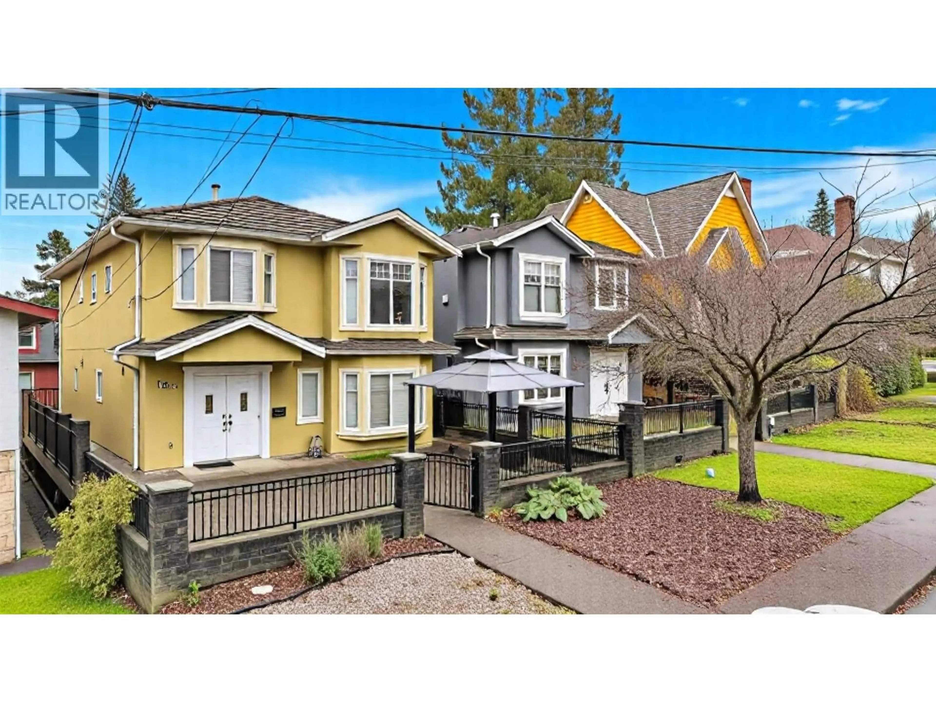 A pic from outside/outdoor area/front of a property/back of a property/a pic from drone, street for 7332 1ST STREET, Burnaby British Columbia V3N3S8