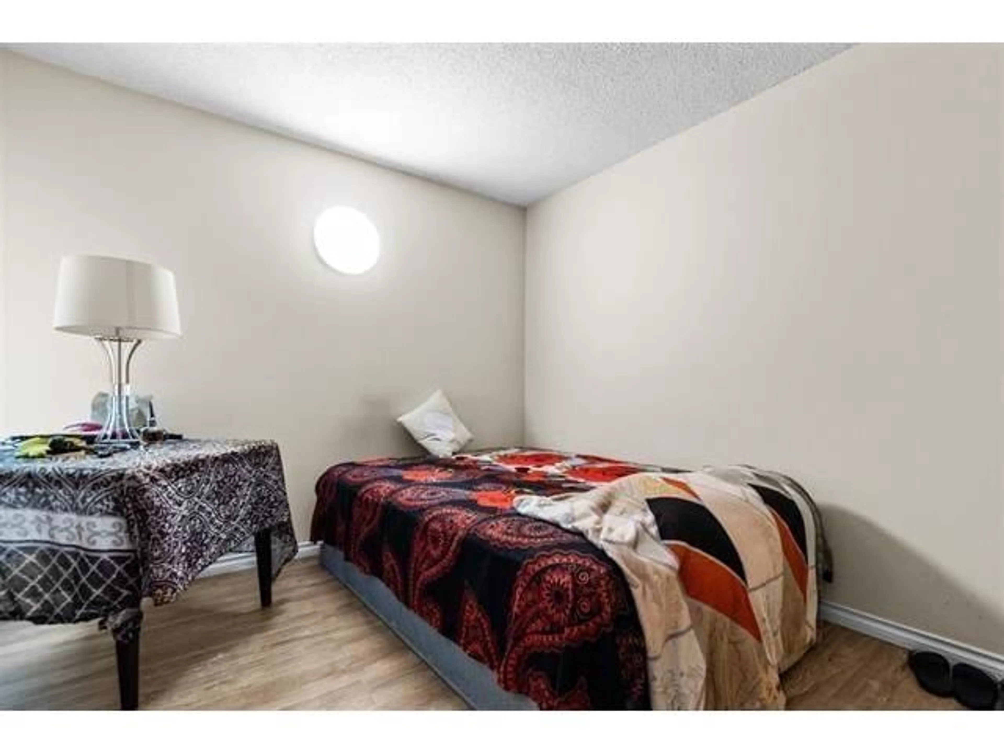 A pic of a room for 202 - 7064 133B STREET, Surrey British Columbia V3W7Z2