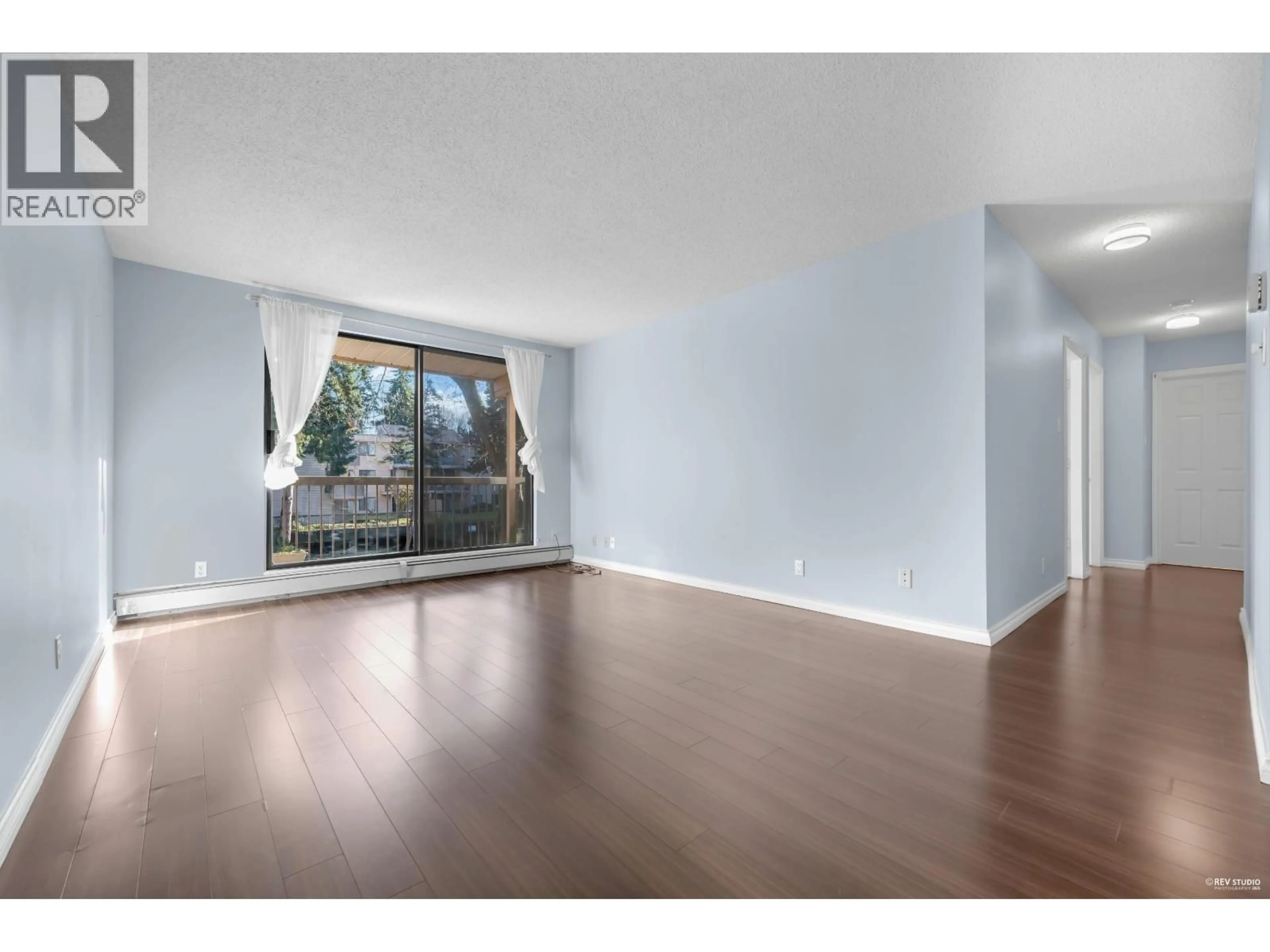 A pic of a room for 220 - 8411 ACKROYD ROAD, Richmond British Columbia V6X3E6
