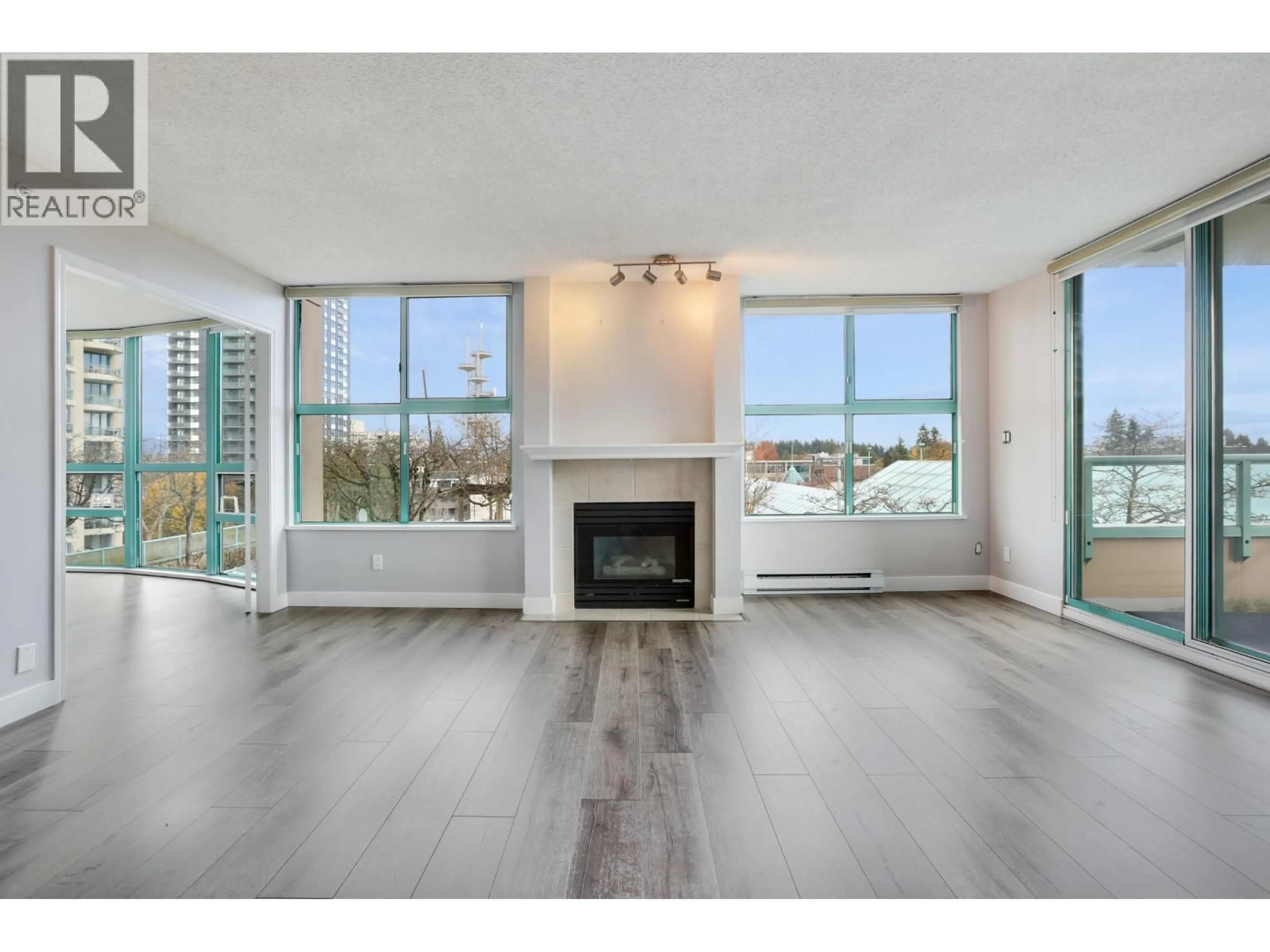 Unknown for 605 - 728 PRINCESS STREET, New Westminster British Columbia V3M6S4