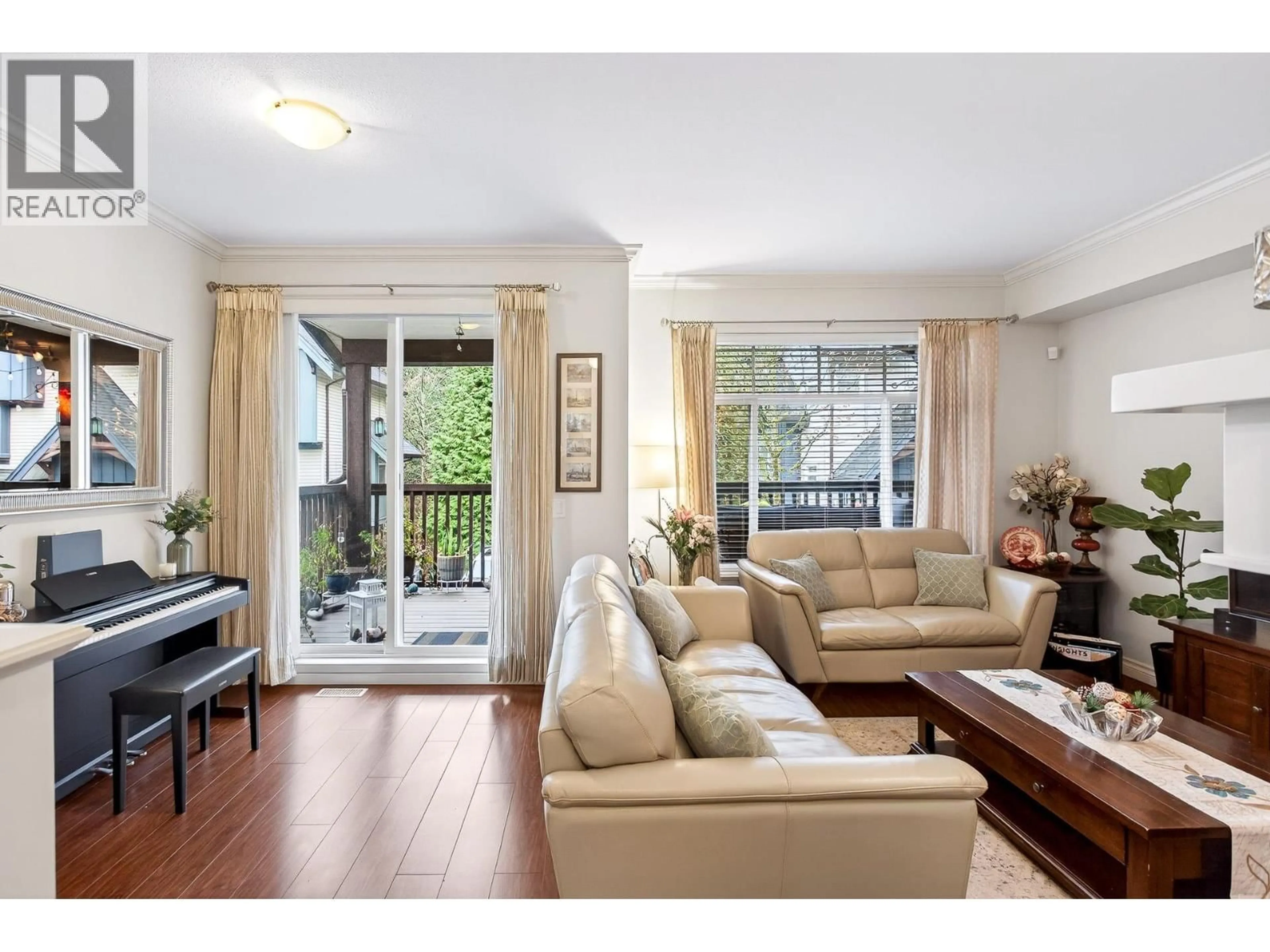 Living room with furniture, unknown for 39 - 50 PANORAMA PLACE, Port Moody British Columbia V3H5H5