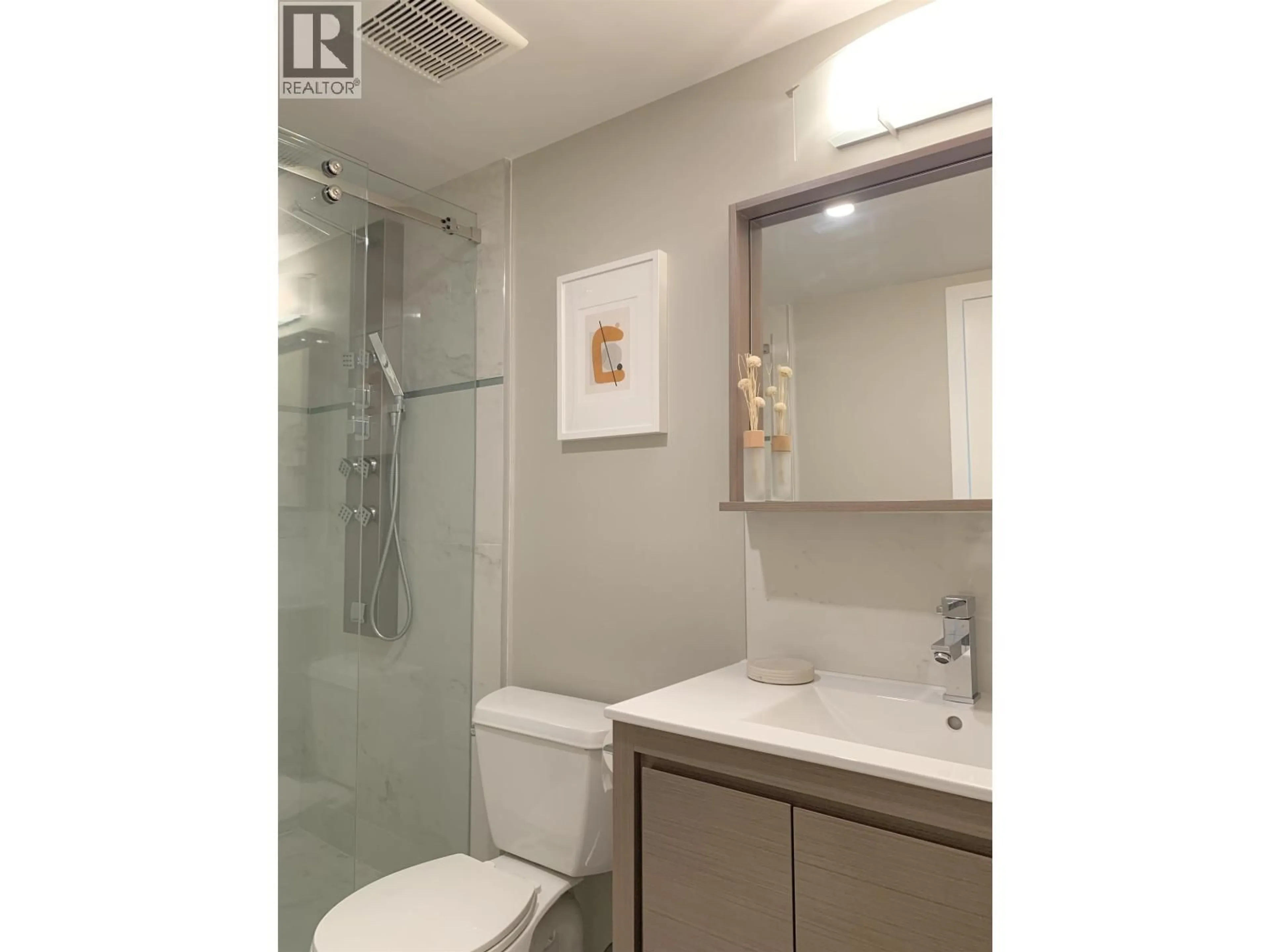 Standard bathroom, unknown for 701 - 633 ABBOTT STREET, Vancouver British Columbia V6B0J3