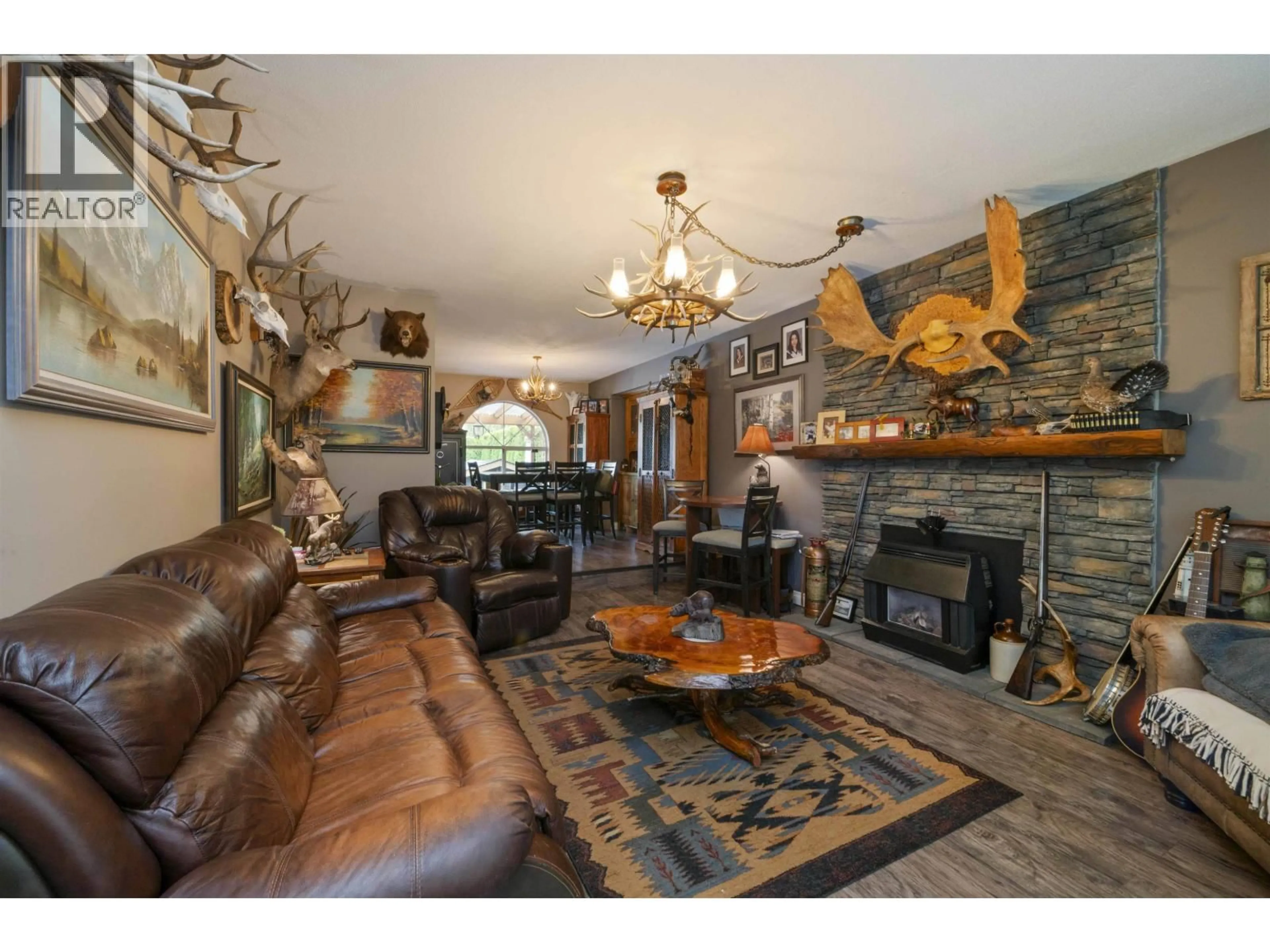 Living room with furniture, unknown for 21469 126 AVENUE, Maple Ridge British Columbia V4R2H4