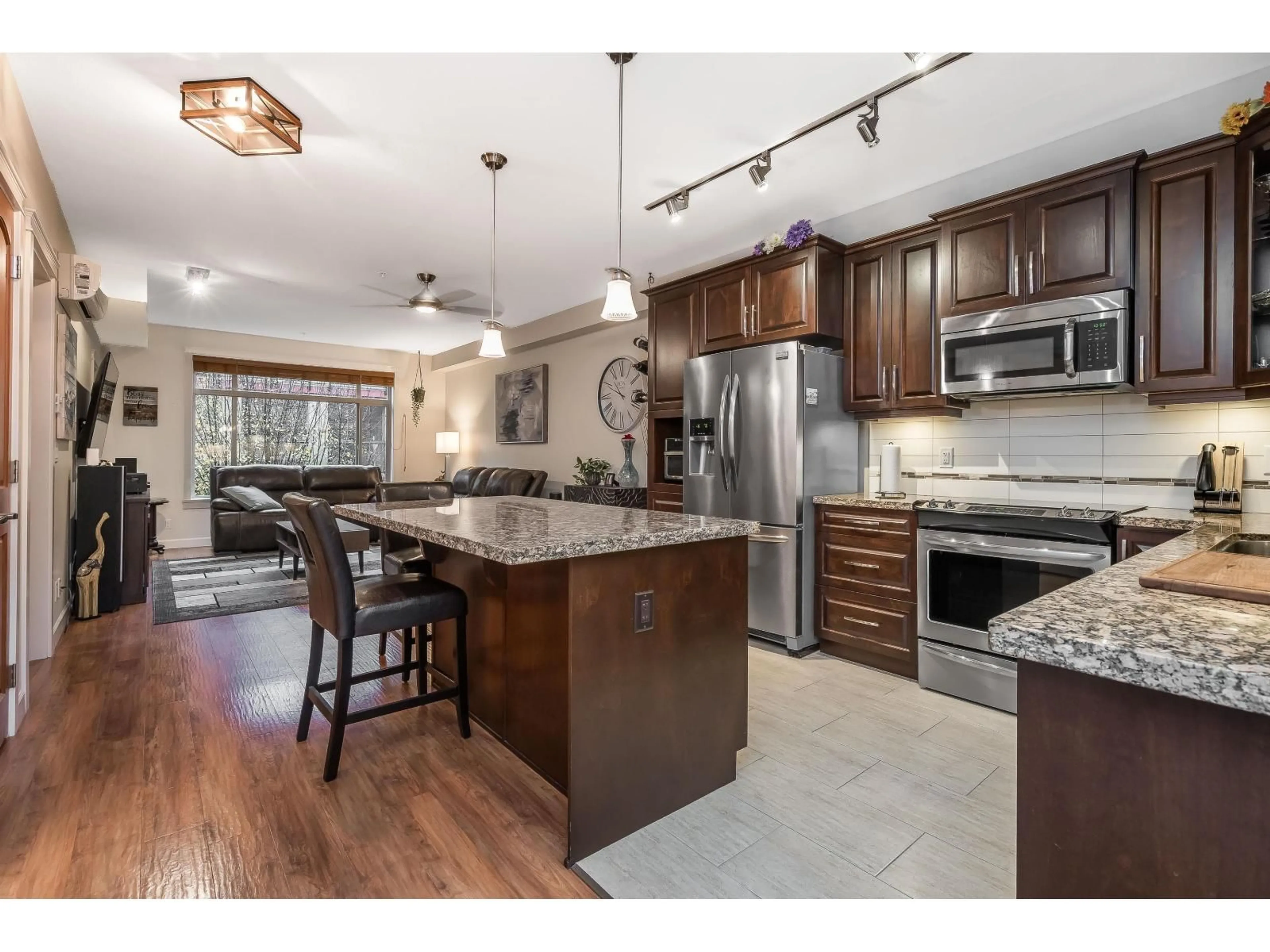 Open concept kitchen, unknown for 357 - 8258 207A STREET, Langley British Columbia V2Y0N4