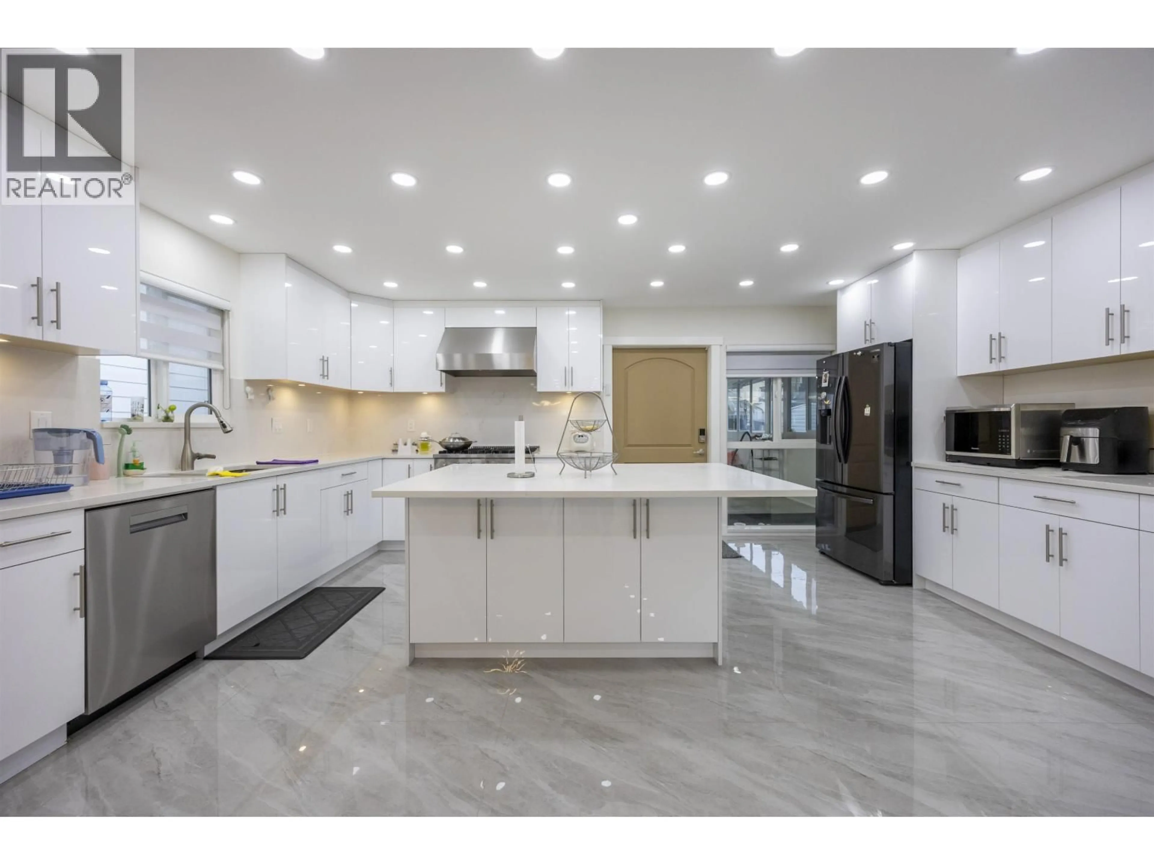 Contemporary kitchen, ceramic/tile floor for 3881 NAPIER STREET, Burnaby British Columbia V5C3E6