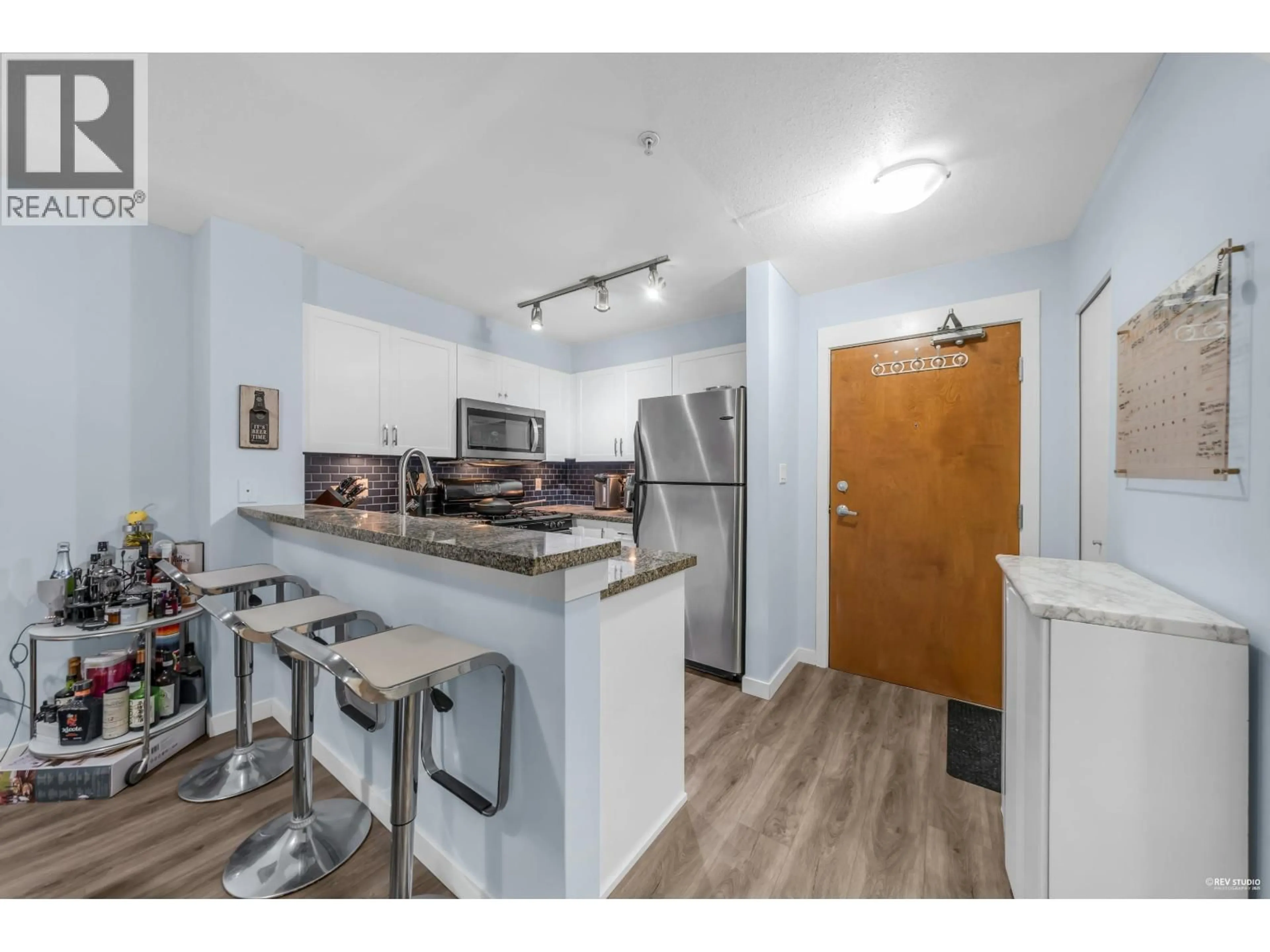 Standard kitchen, unknown for 118 - 8120 JONES ROAD, Richmond British Columbia V6Y4K7