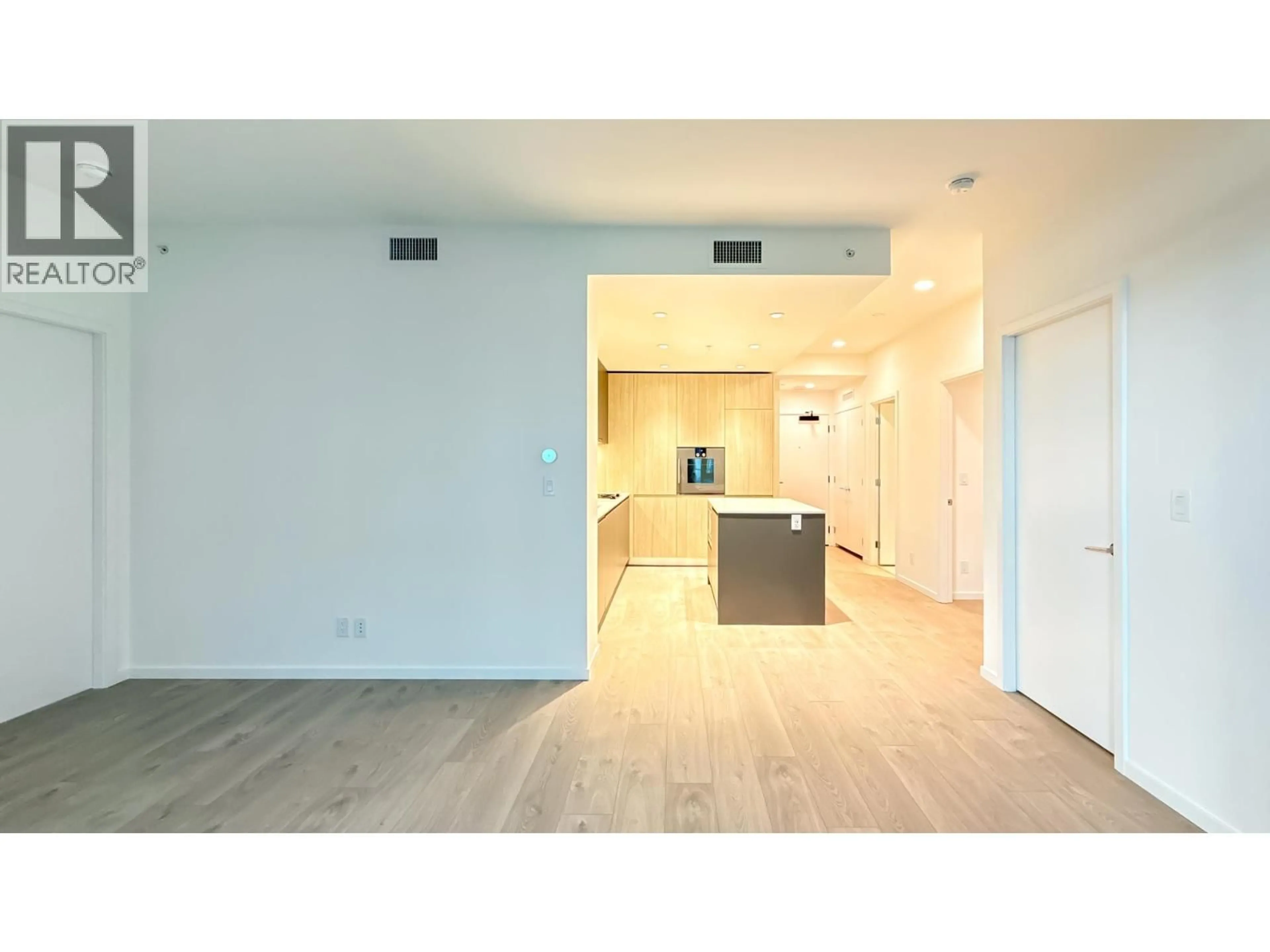 A pic of a room for 744 - 6500 MINORU BOULEVARD, Richmond British Columbia V6Y0N2