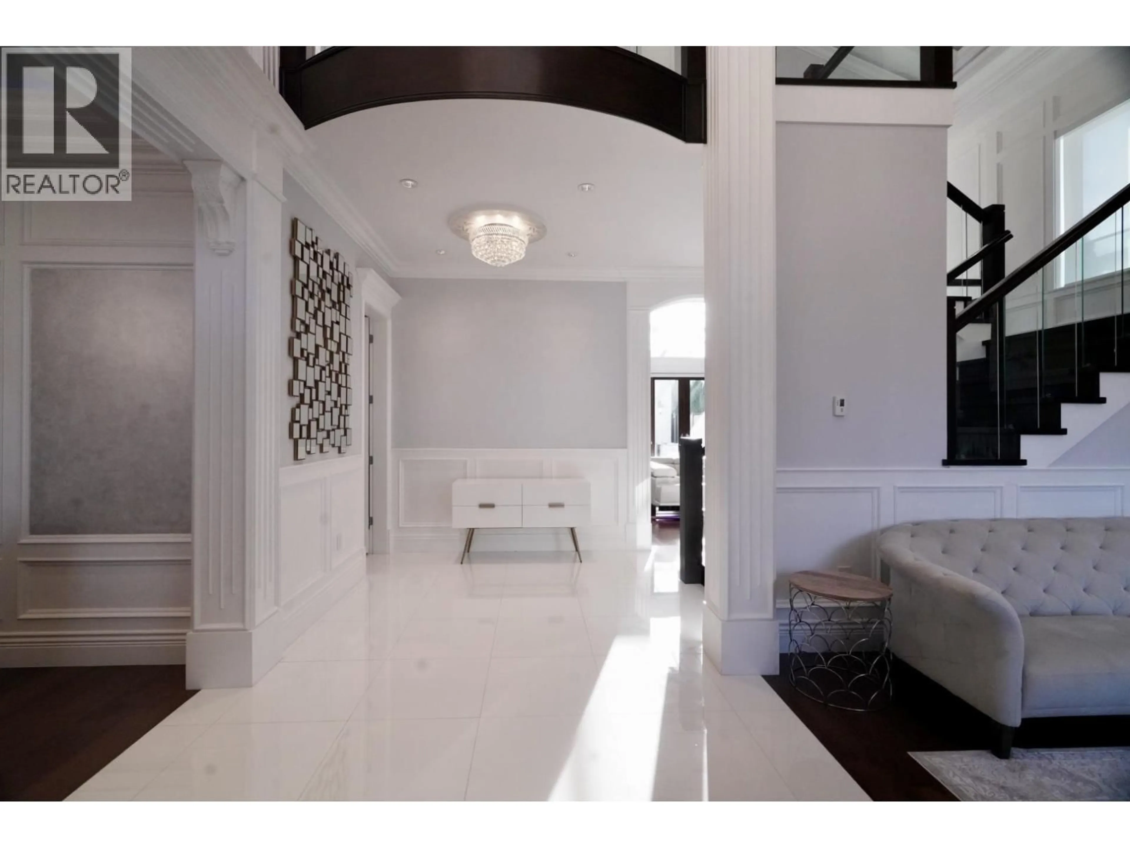 Contemporary bathroom, ceramic/tile floor for 9591 BATES ROAD, Richmond British Columbia V7A1E3