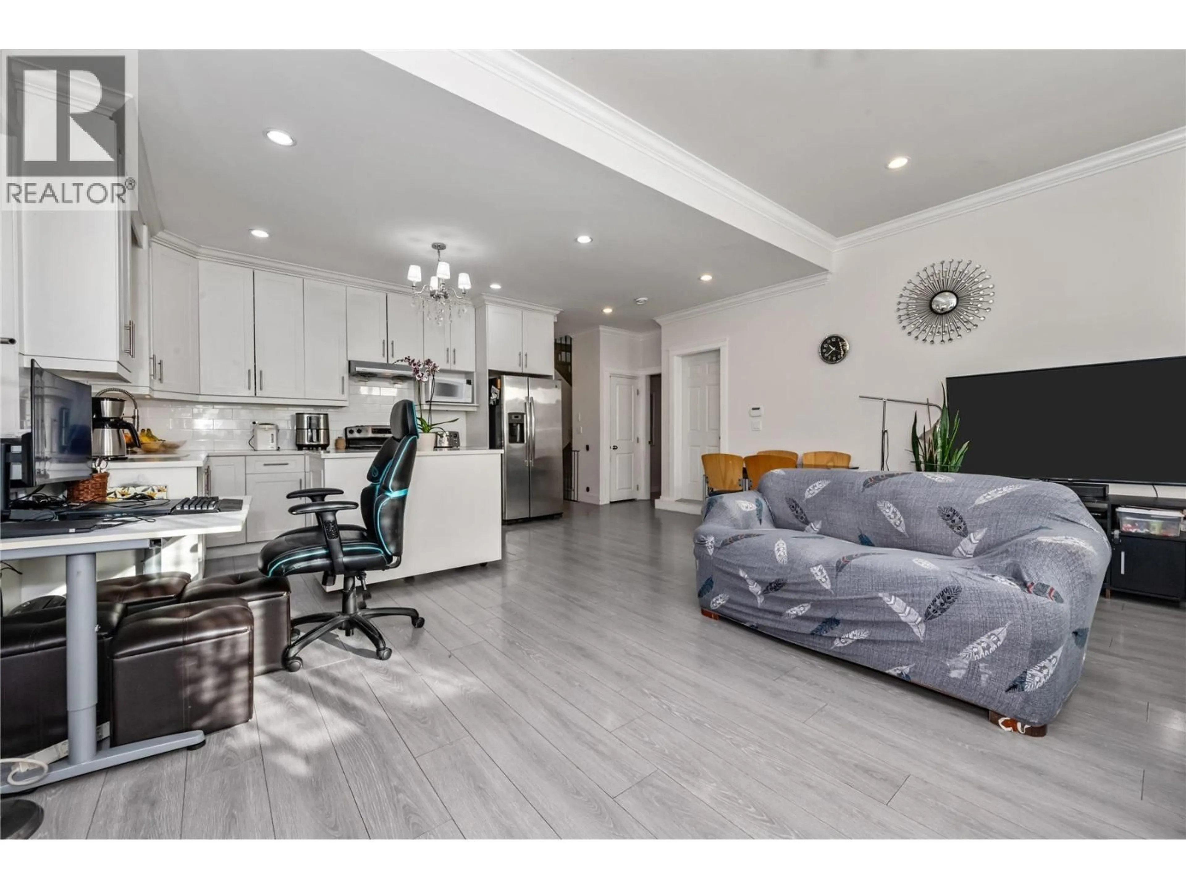 Unknown for 5461 MANOR STREET, Burnaby British Columbia V5G1B6