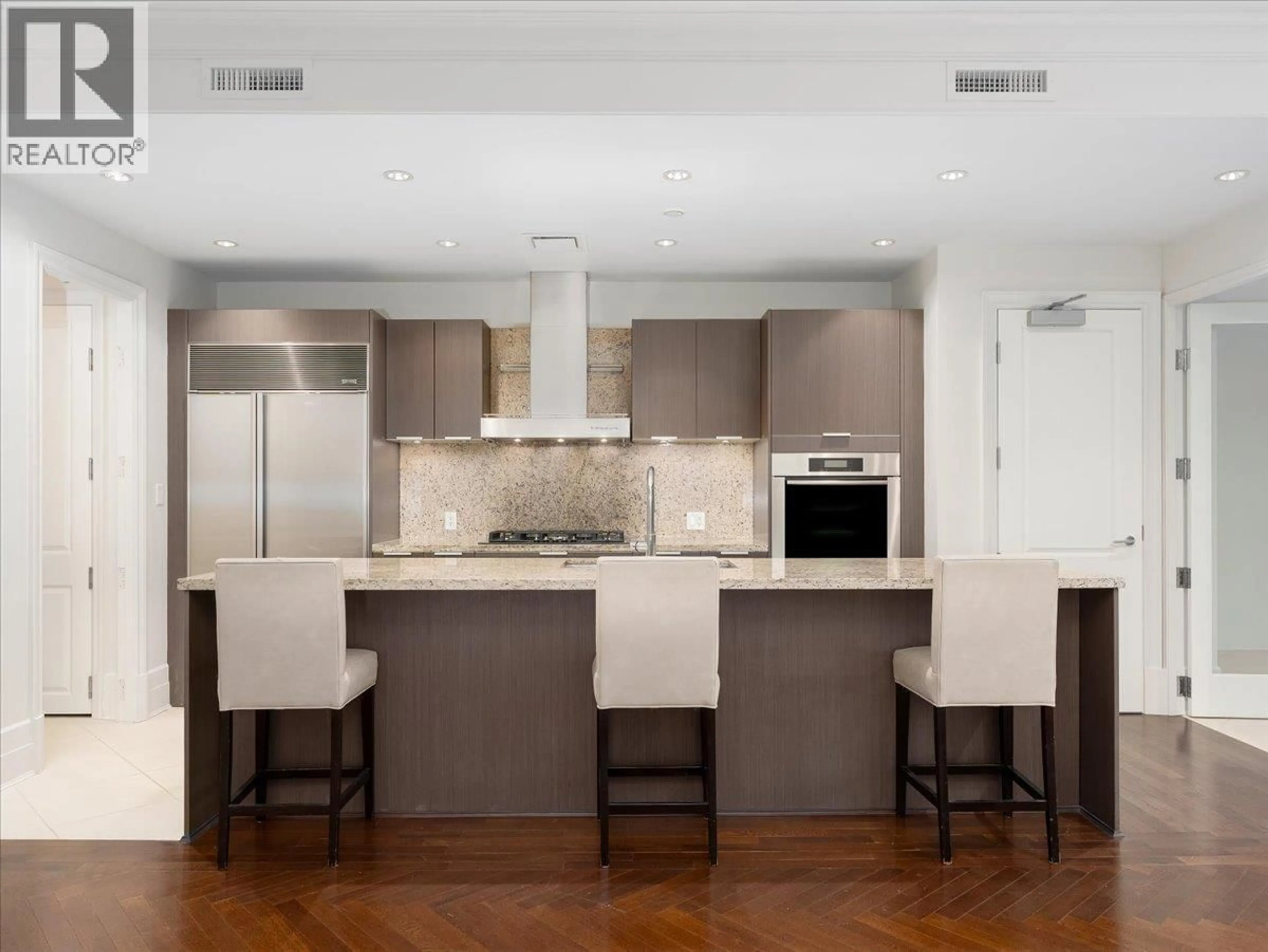 Contemporary kitchen, unknown for 401 - 508 WATERS EDGE CRESCENT, West Vancouver British Columbia V7T0A2