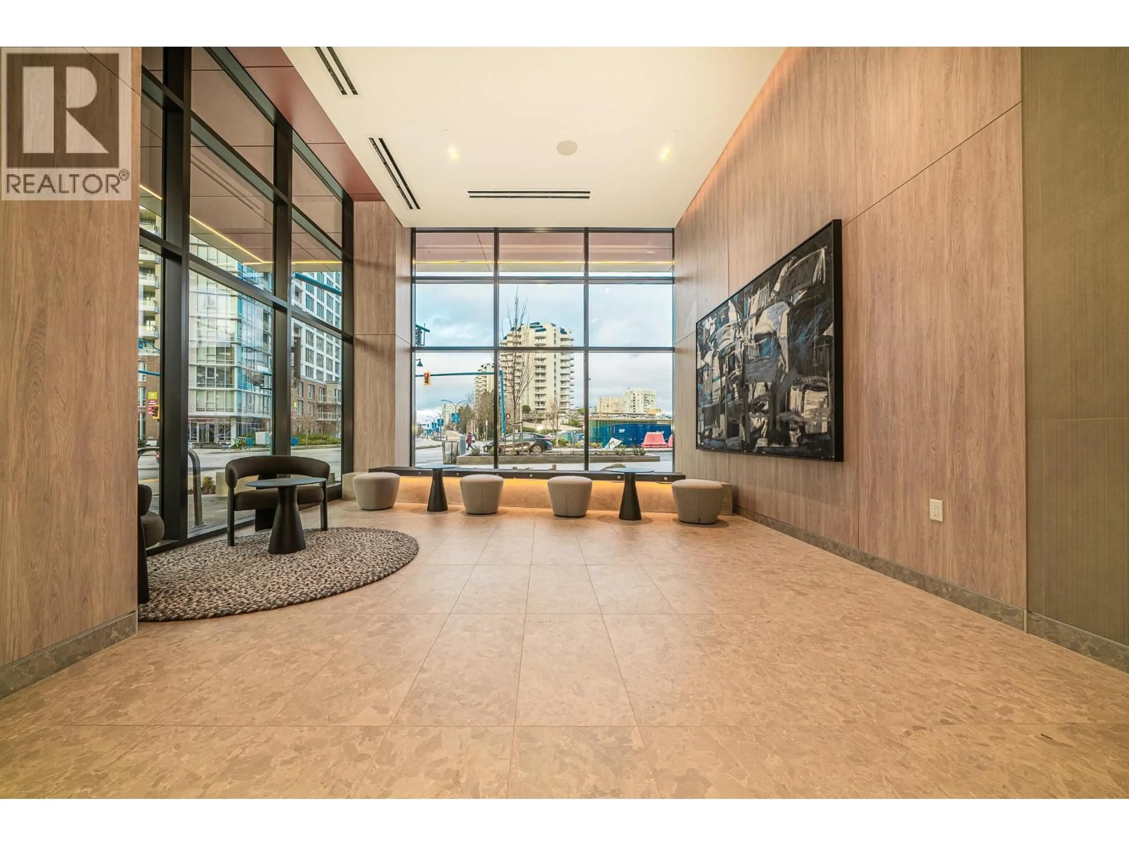 Indoor foyer for 417 - 6200 MINORU BOULEVARD, Richmond British Columbia V6Y0M9