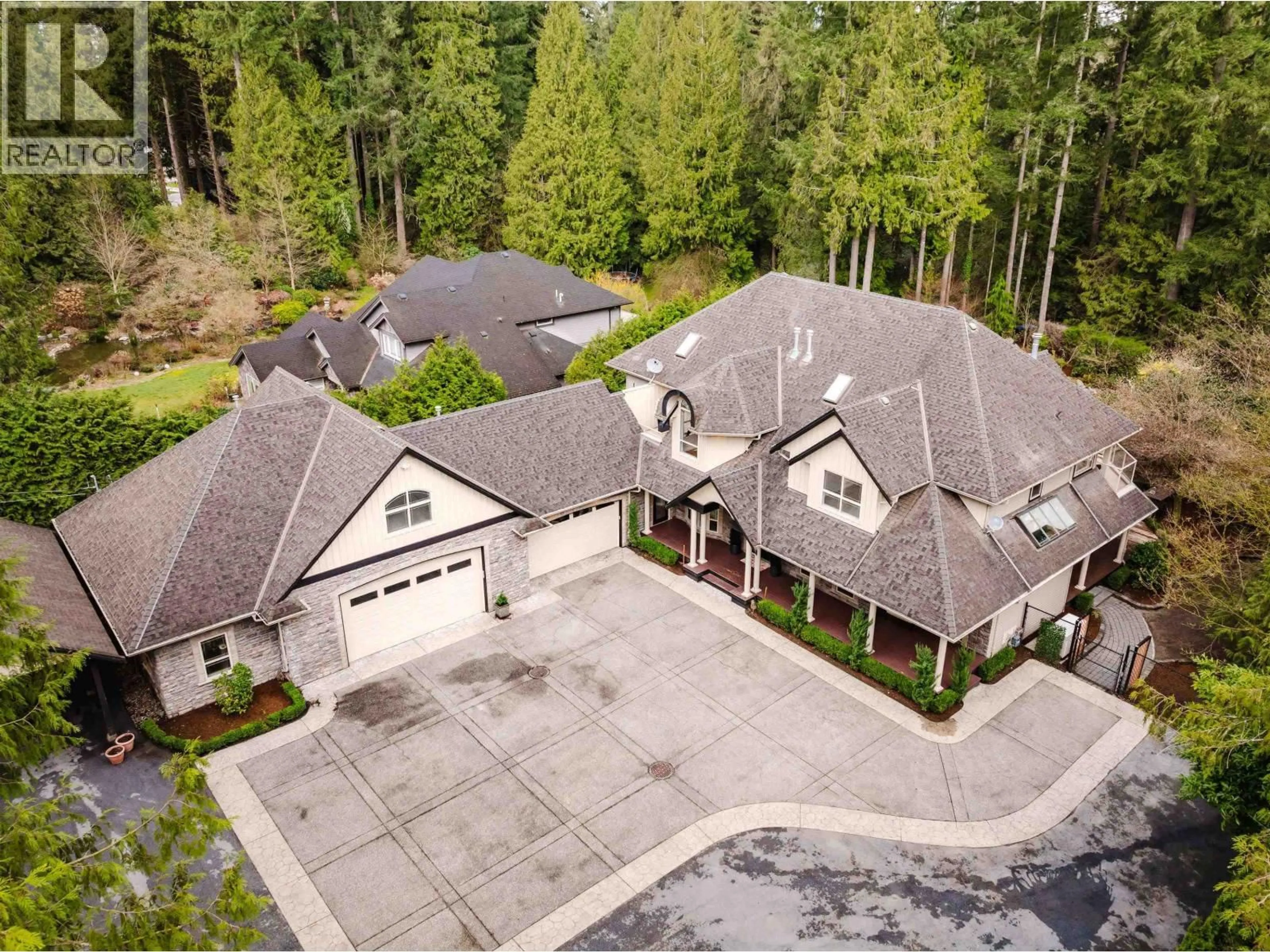 A pic from outside/outdoor area/front of a property/back of a property/a pic from drone, street for 23669 128 CRESCENT, Maple Ridge British Columbia V4R1P5