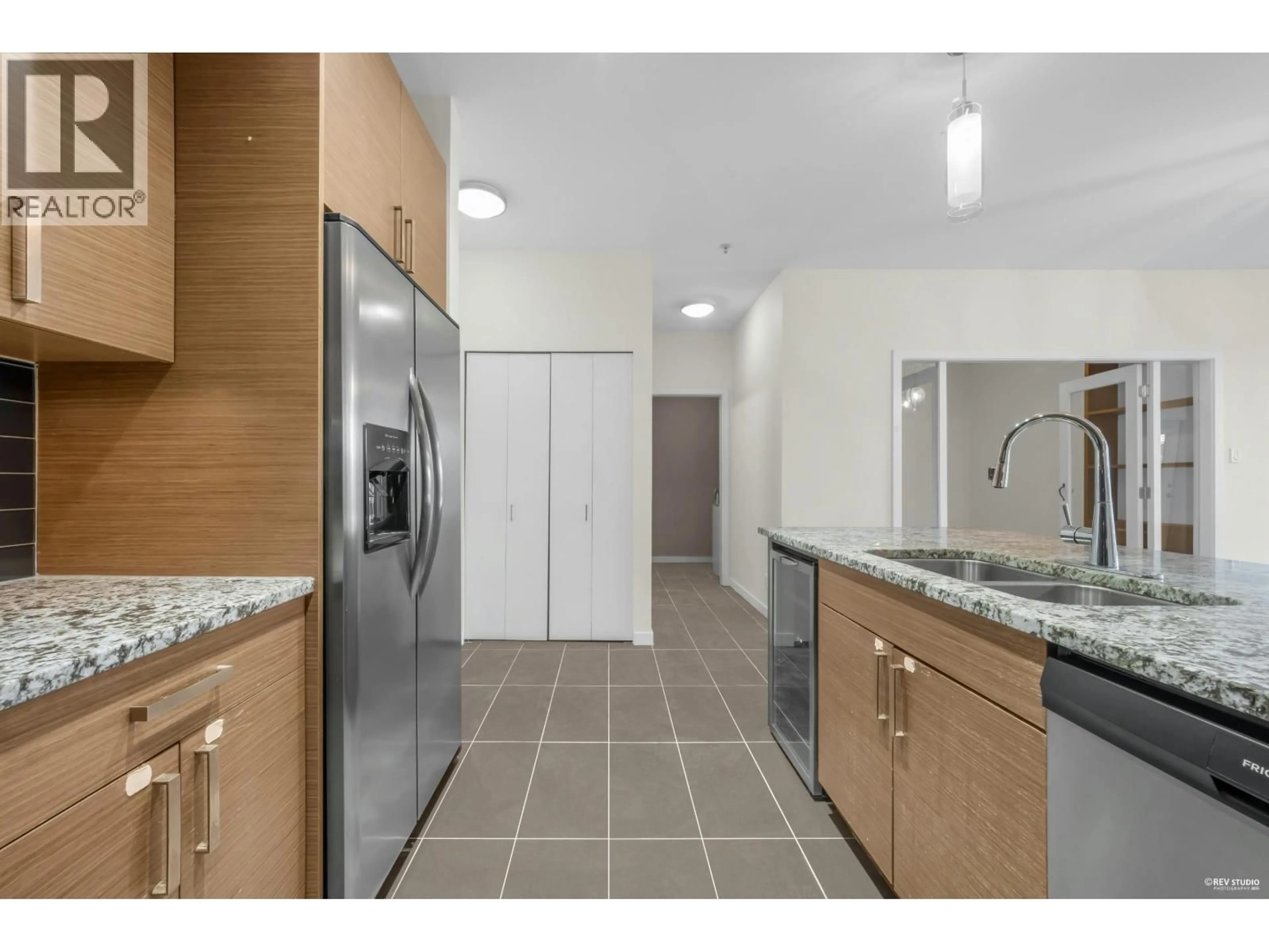 Standard kitchen, unknown for 210 - 288 HAMPTON STREET, New Westminster British Columbia V3M5L9