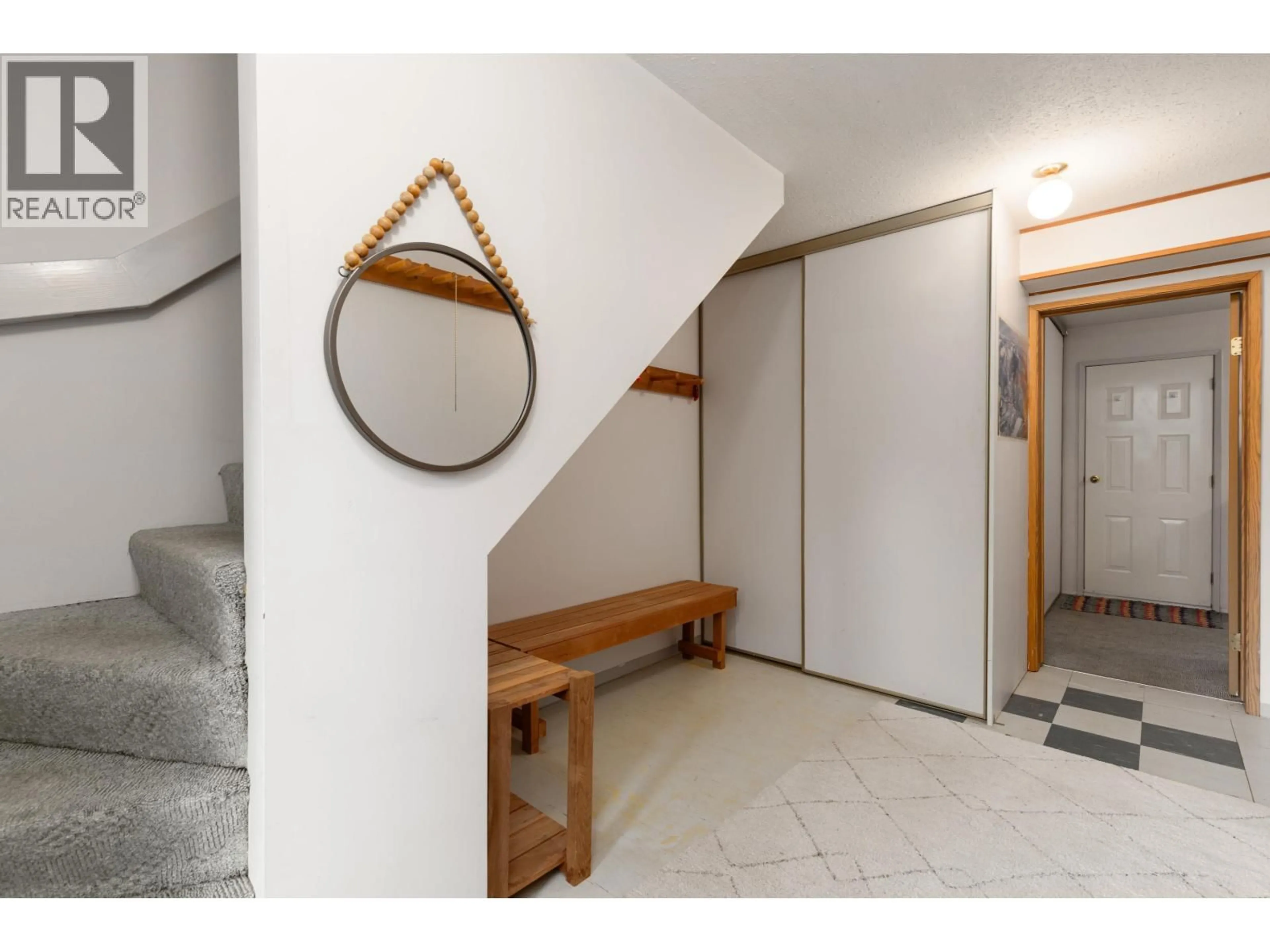 Indoor foyer for 4 - 2134 TIMBER RIDGE, Whistler British Columbia V8E0A8