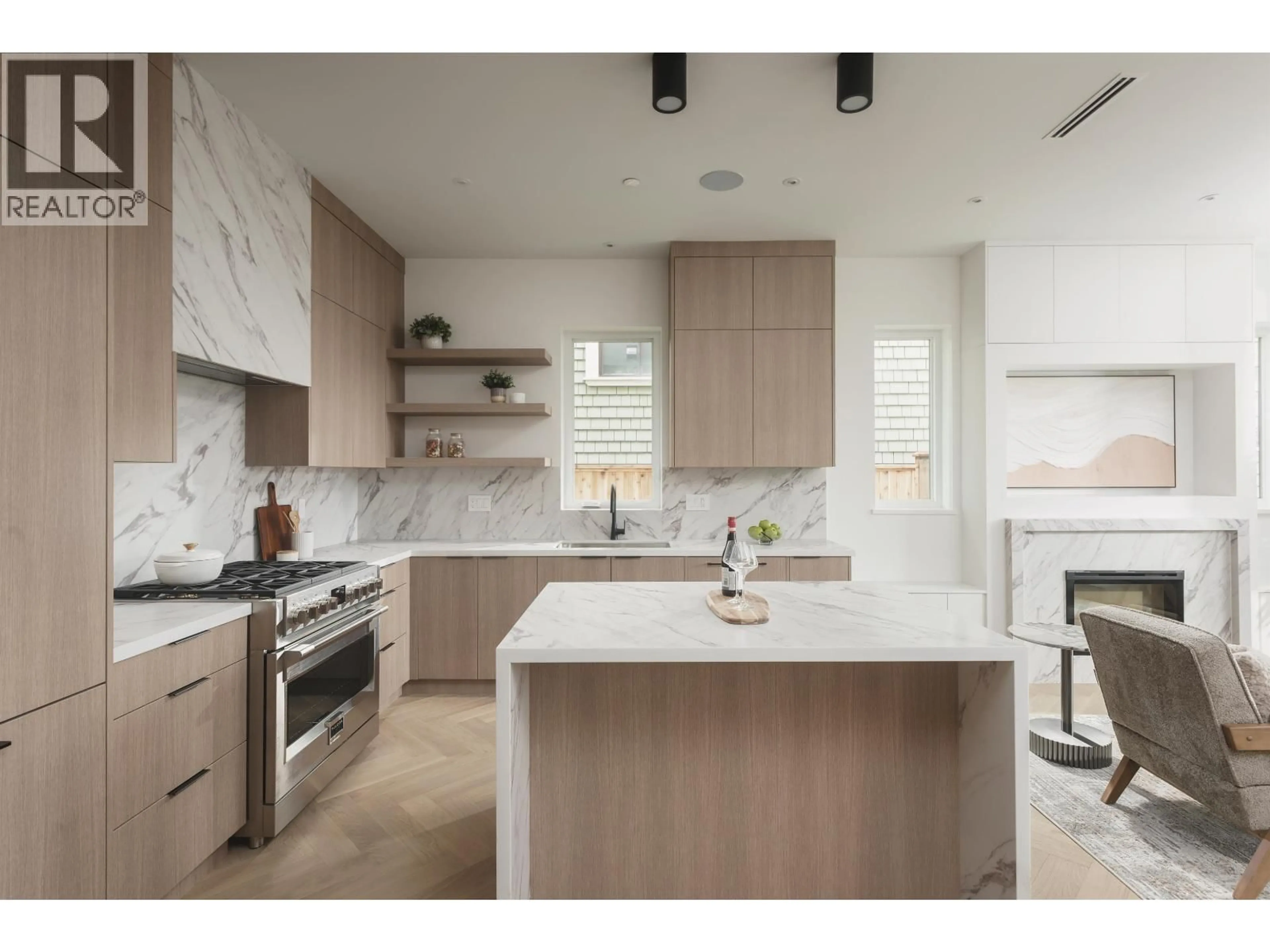 Contemporary kitchen, ceramic/tile floor for 1 - 2130 2ND AVENUE, Vancouver British Columbia V5N1E8