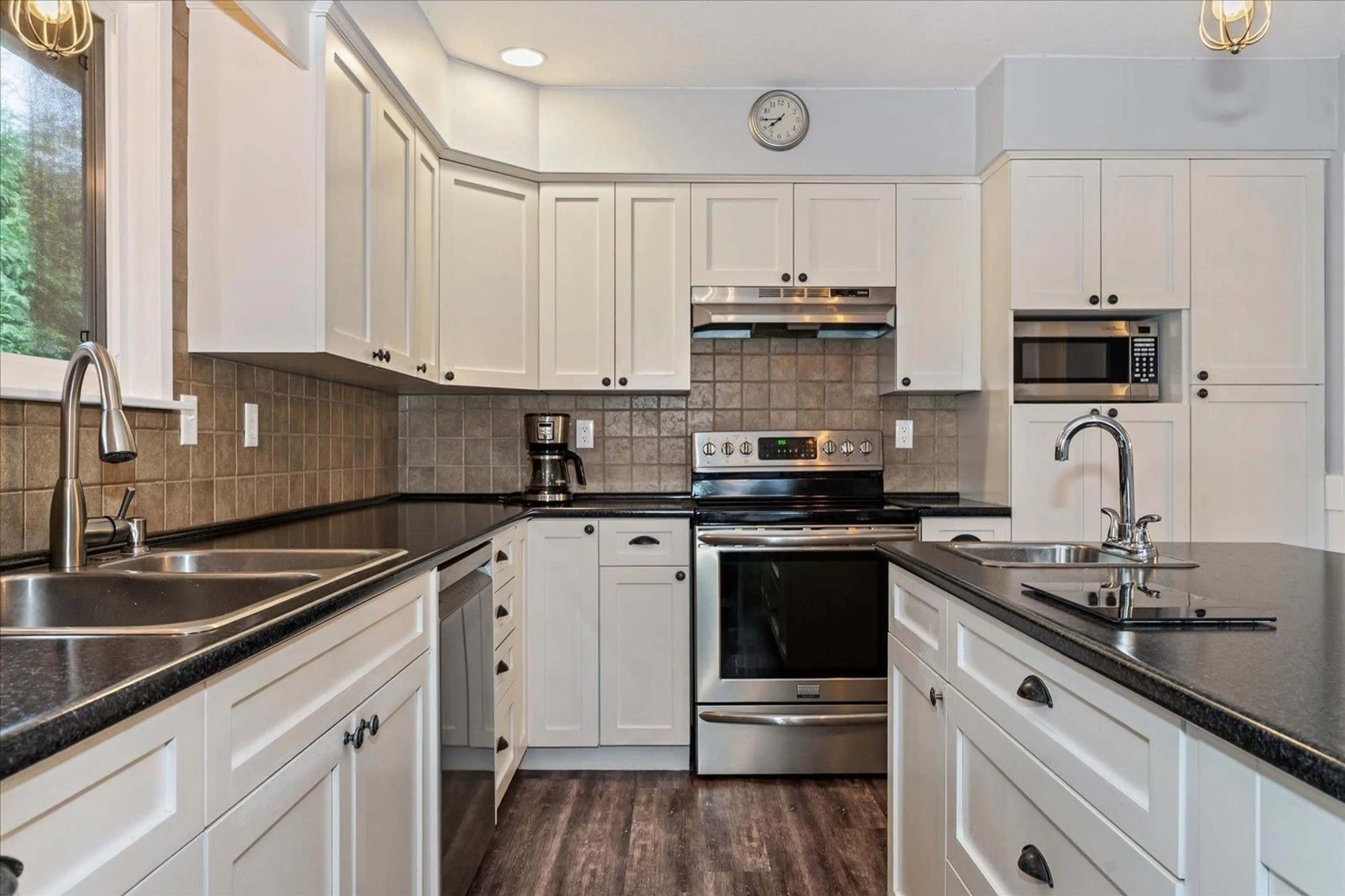 Standard kitchen, unknown for 52464 YALE ROAD, Rosedale British Columbia V0X1X1