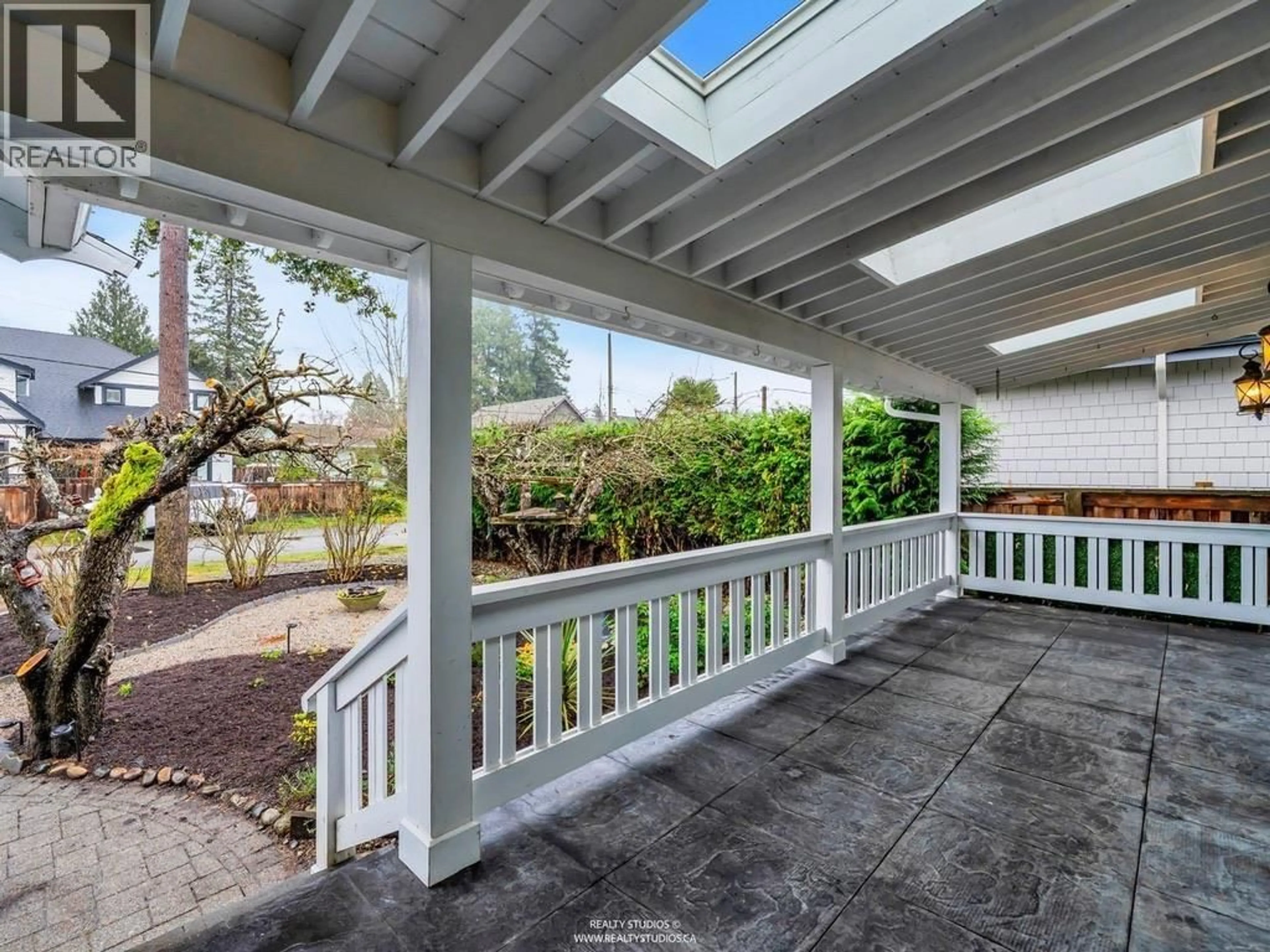 Patio, unknown for 33 66A STREET, Delta British Columbia V4L1M3